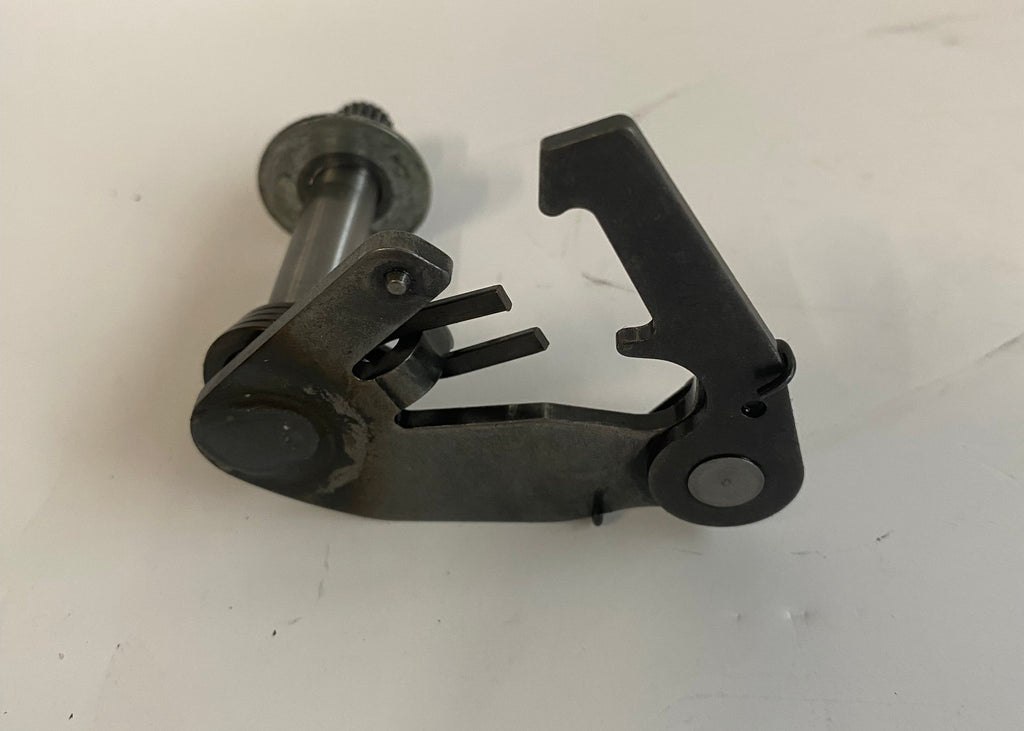 Axe de sélecteur boite à vitesses Twin Cam Harley Davidson REF OEM 34972-02B