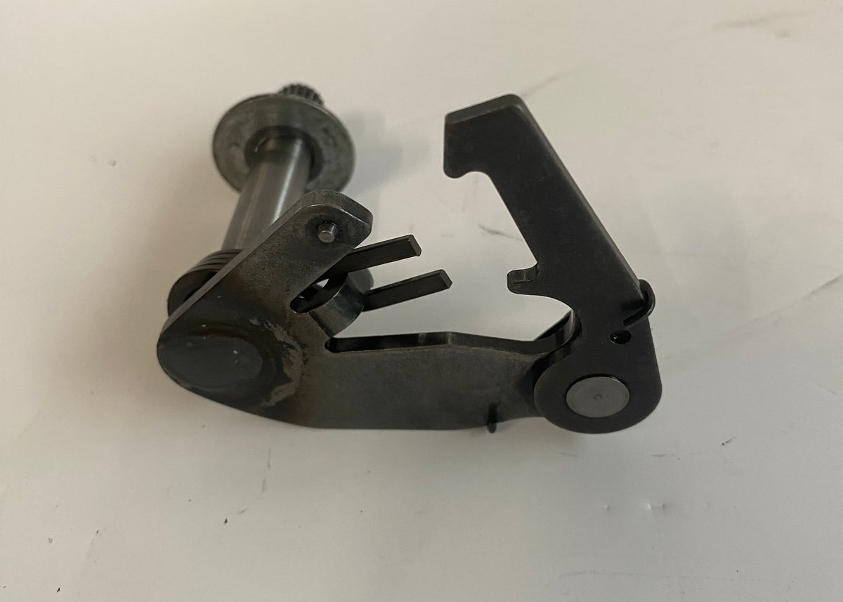 Axe de sélecteur boite à vitesses Twin Cam Harley Davidson REF OEM 34972-02B