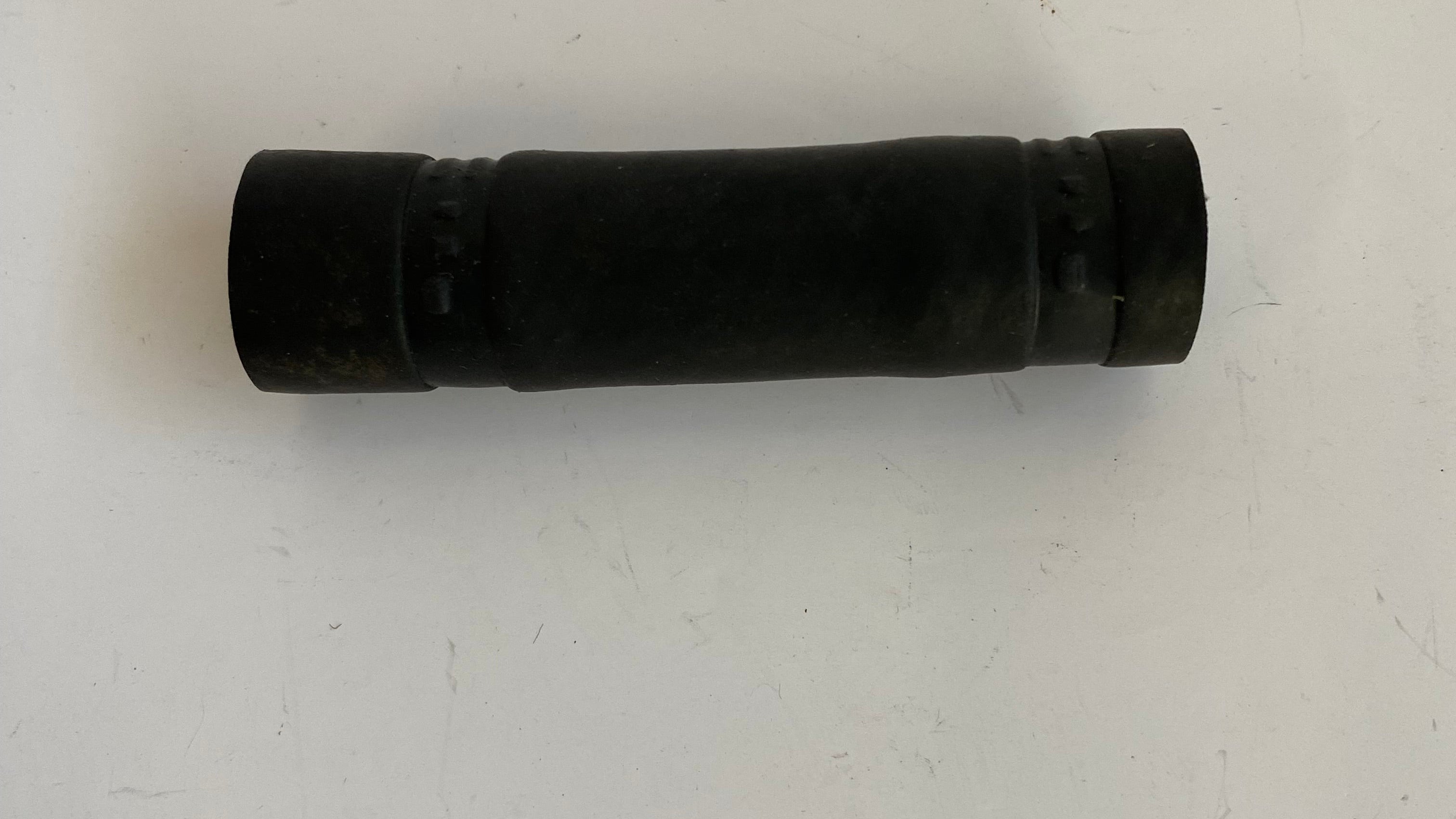 Durite de jonction bac à huile Softail Harley Davidson REF OEM 63611-00