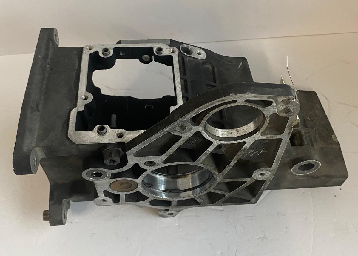 Carter de boite à vitesses 5 vitesses Touring Twin Cam Harley Davidson REF OEM 34740-02A