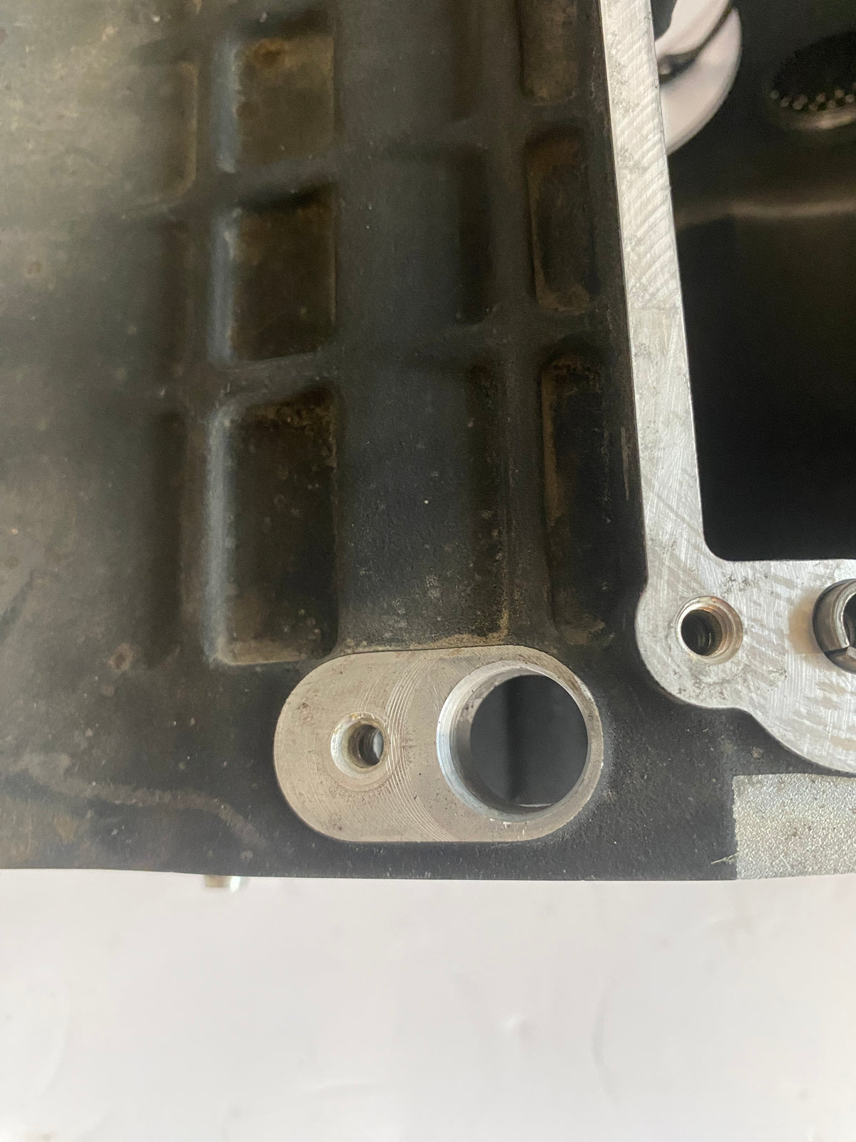 Carter de boite à vitesses 5 vitesses Touring Twin Cam Harley Davidson REF OEM 34740-02A