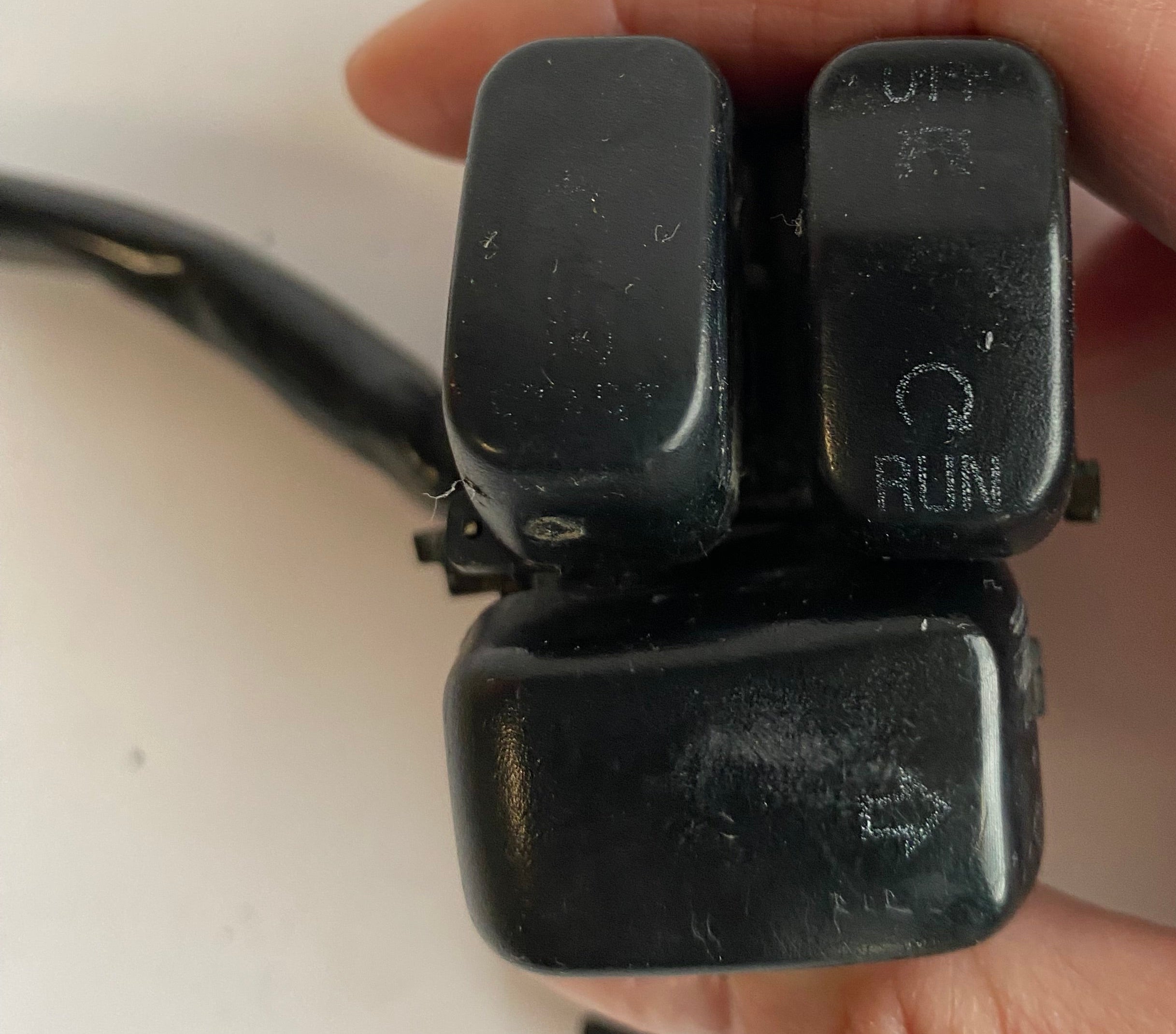 Boutons de commodo droit Harley Davidson REF OEM 71684-06A & 71683-06A