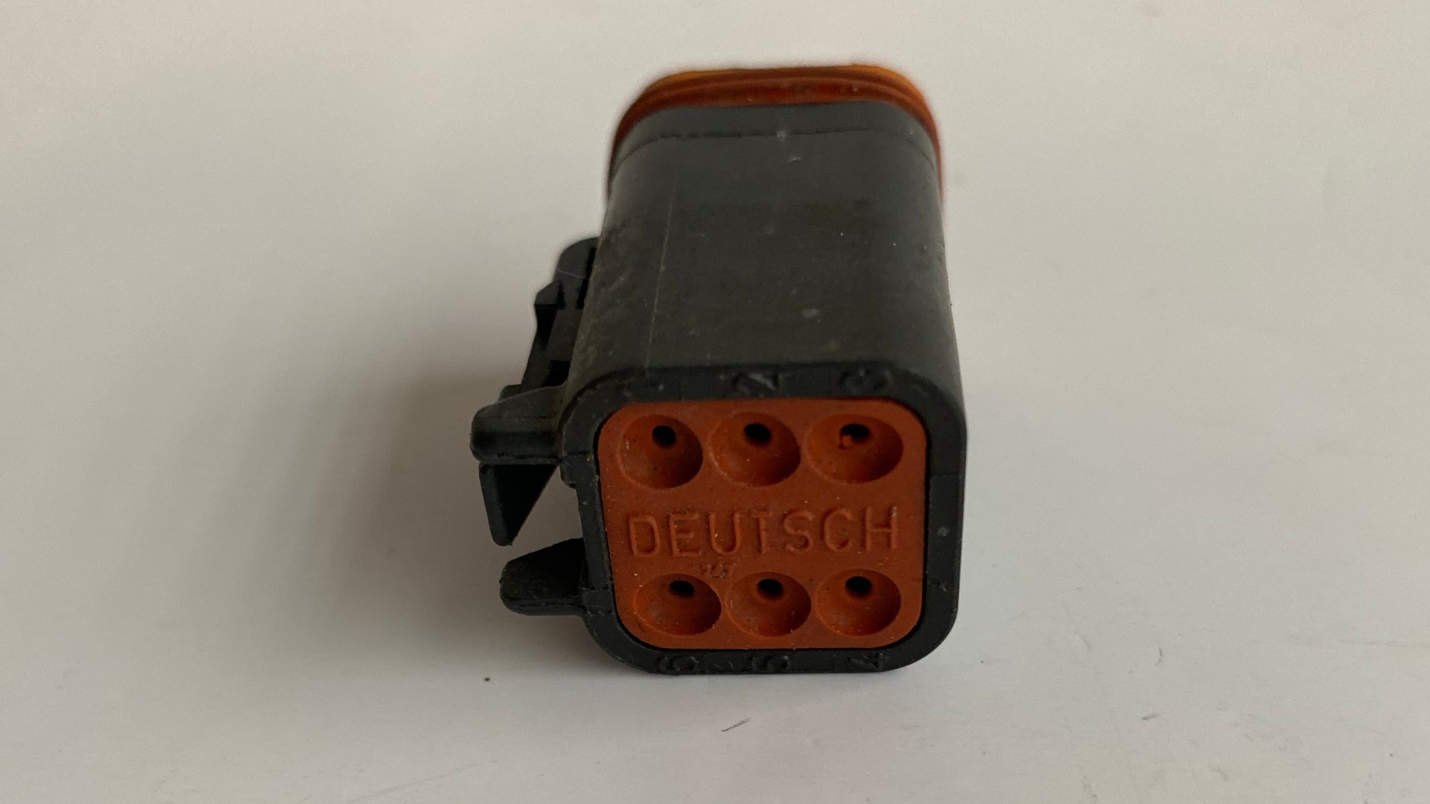 Prise Deutsch 6 pins male noir Harley Davidson REF MCS : 548161