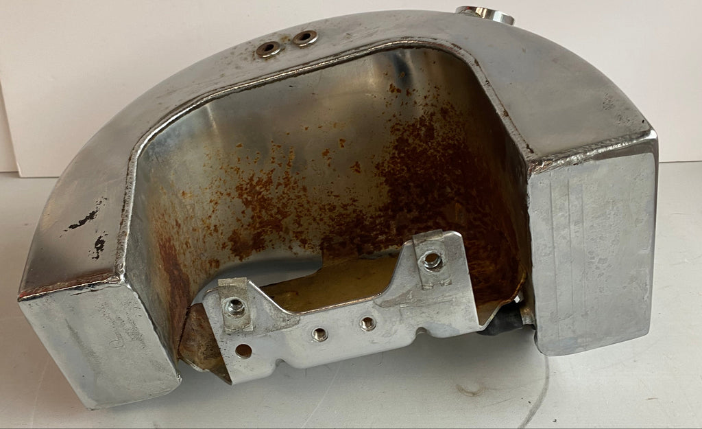 Bac à huile chromé Softail Twin Cam Harley Davidson REF OEM 62498-00A
