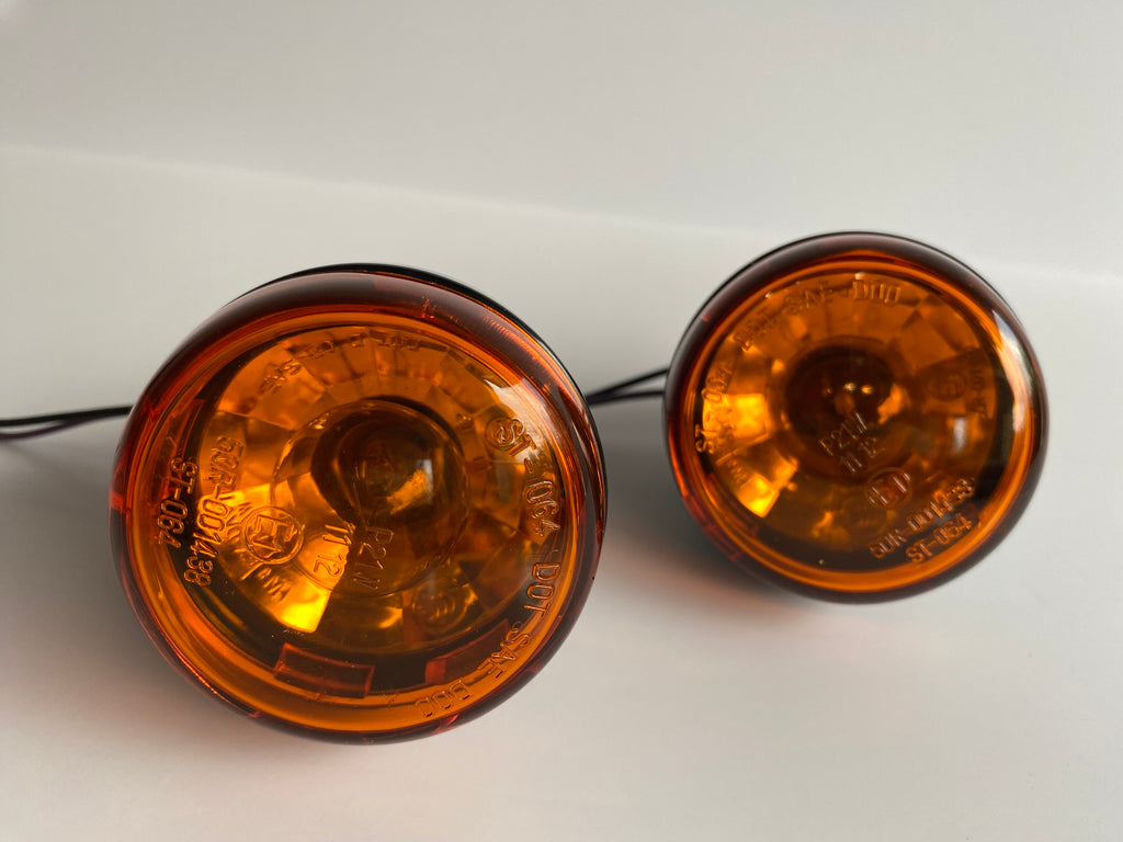 Harley Davidson Black Turn Signal Set REF OEM 67800908