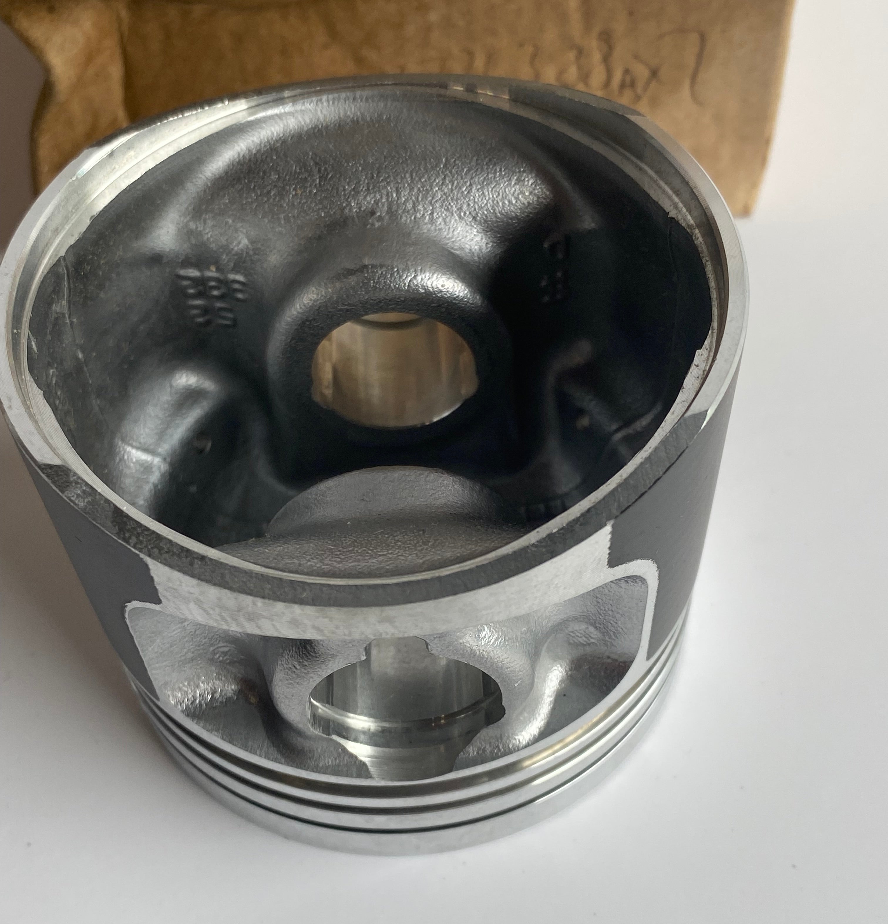 Set of 2 pistons 883 standard size Harley Davidson REF OEM 22242-86A