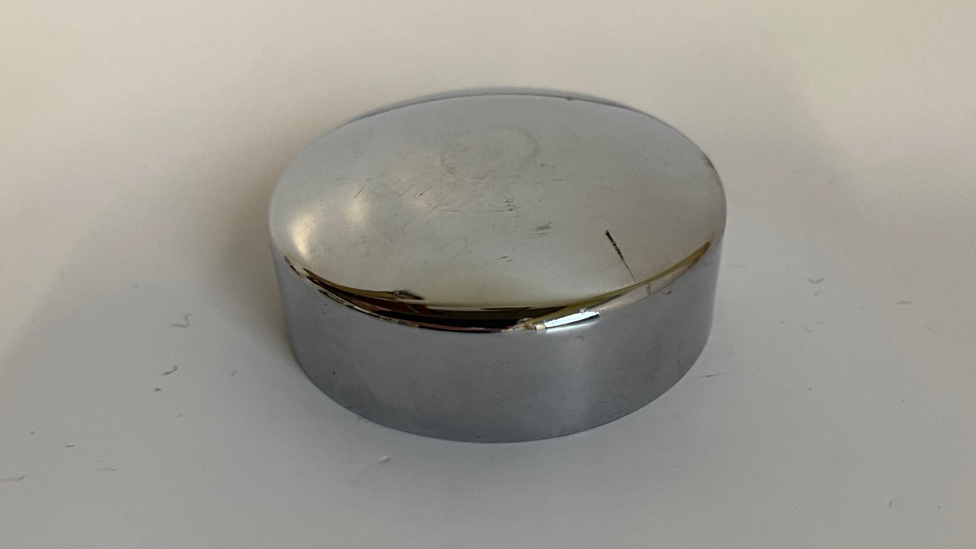 Cache écrou centrale de fourche Harley Davidson REF OEM 45670-80A