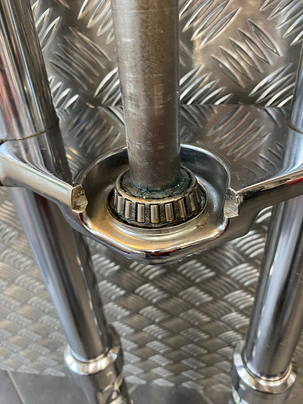 Komplette verchromte Gabel Softail Rocker C FXCWC Harley Davidson