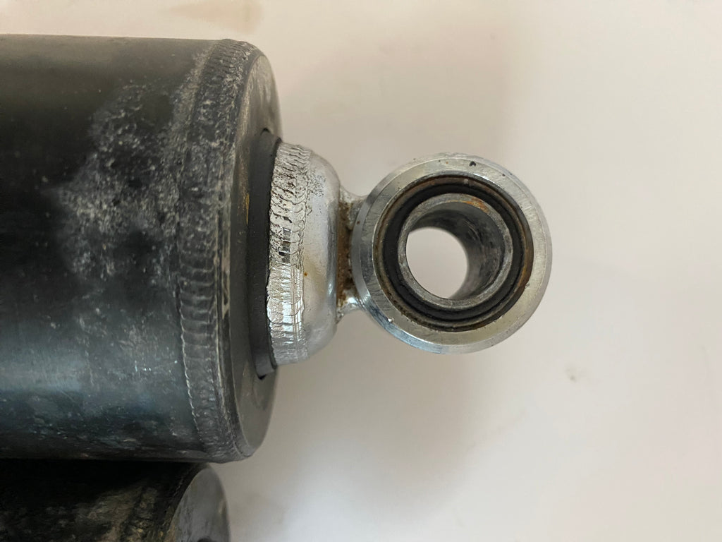 Jeu d'amortisseurs Softail Twin cam Harley Davidson REF OEM 54549-04