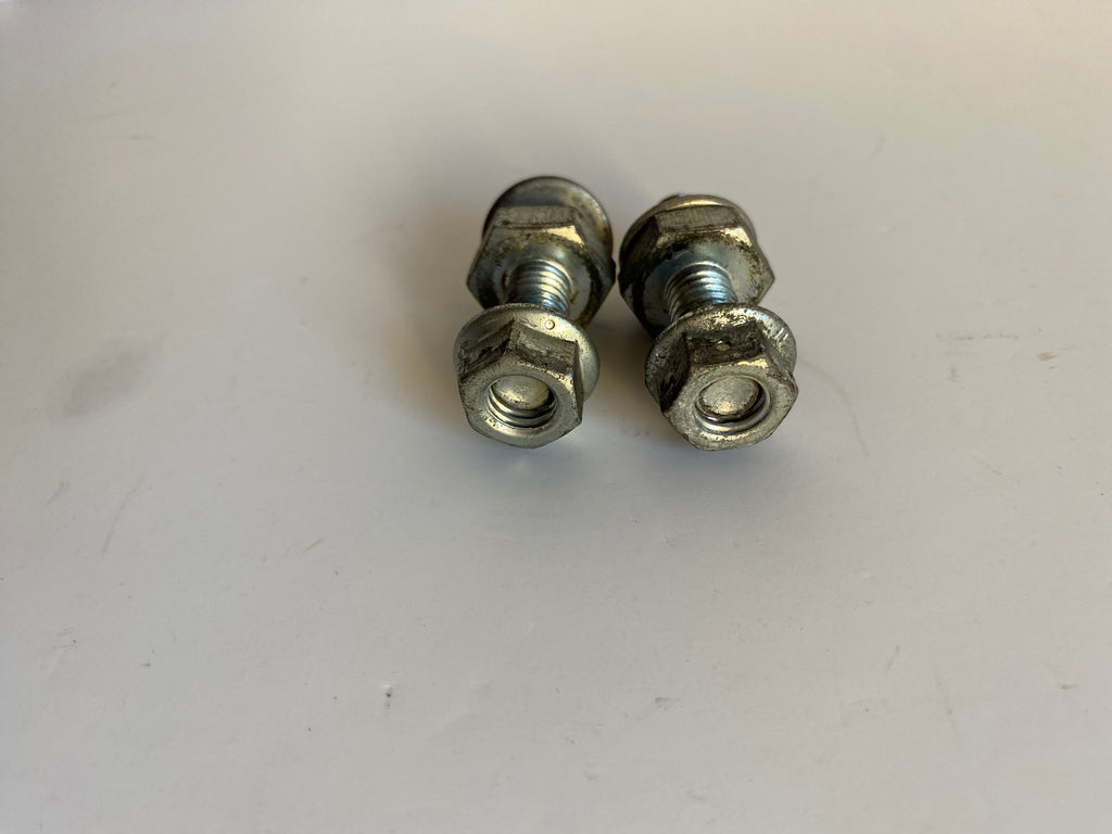 Jeu de vis spécial support échappement Softail Harley Davidson REF OEM 11860 & 7601
