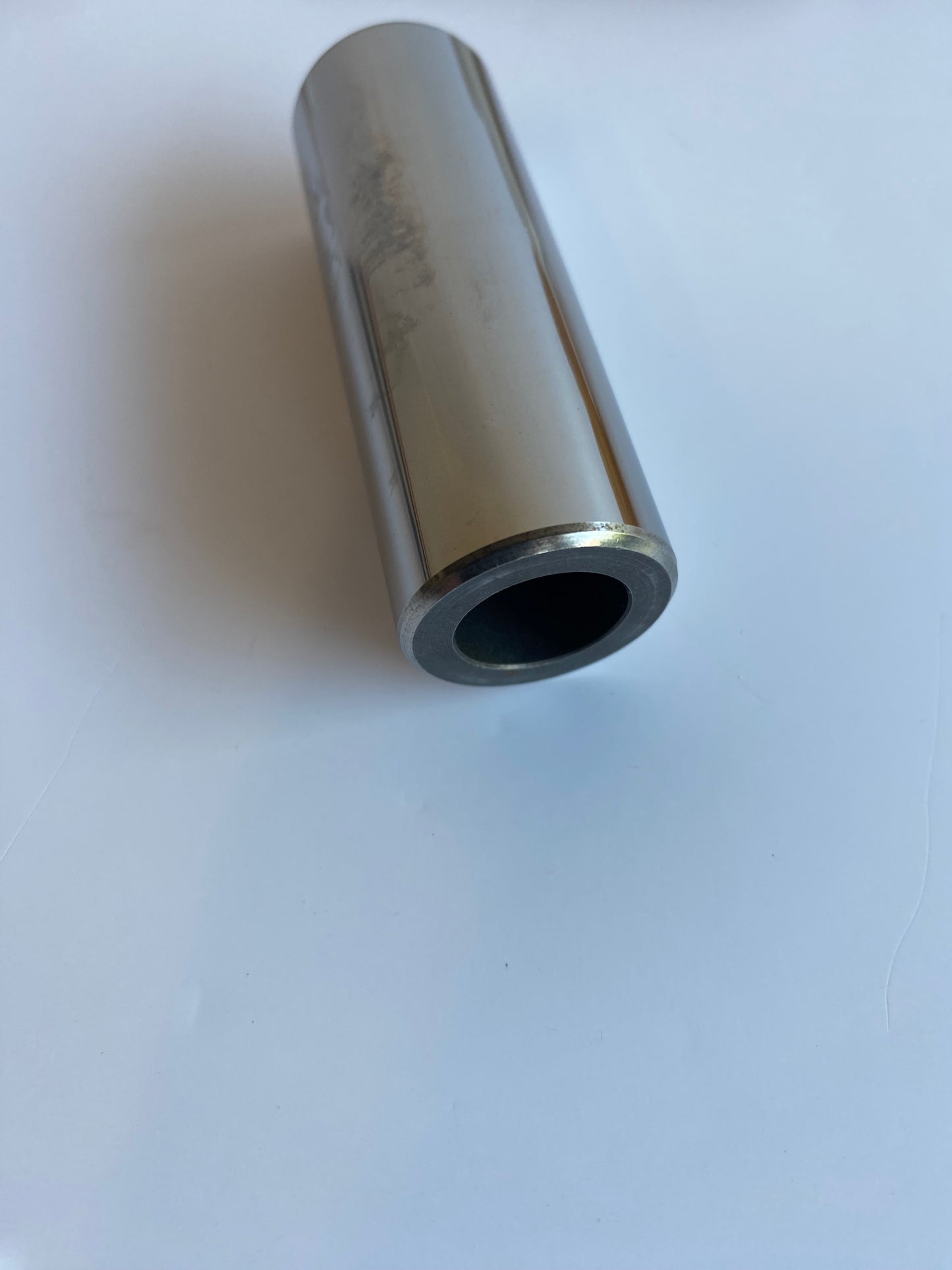 Axe de piston Harley Davidson REF OEM  : 22132-99