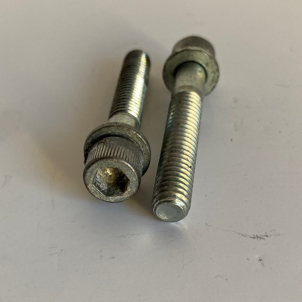 Jeu de 2 vis de démarreur Big Twin Harley Davidson REF OEM 4326A