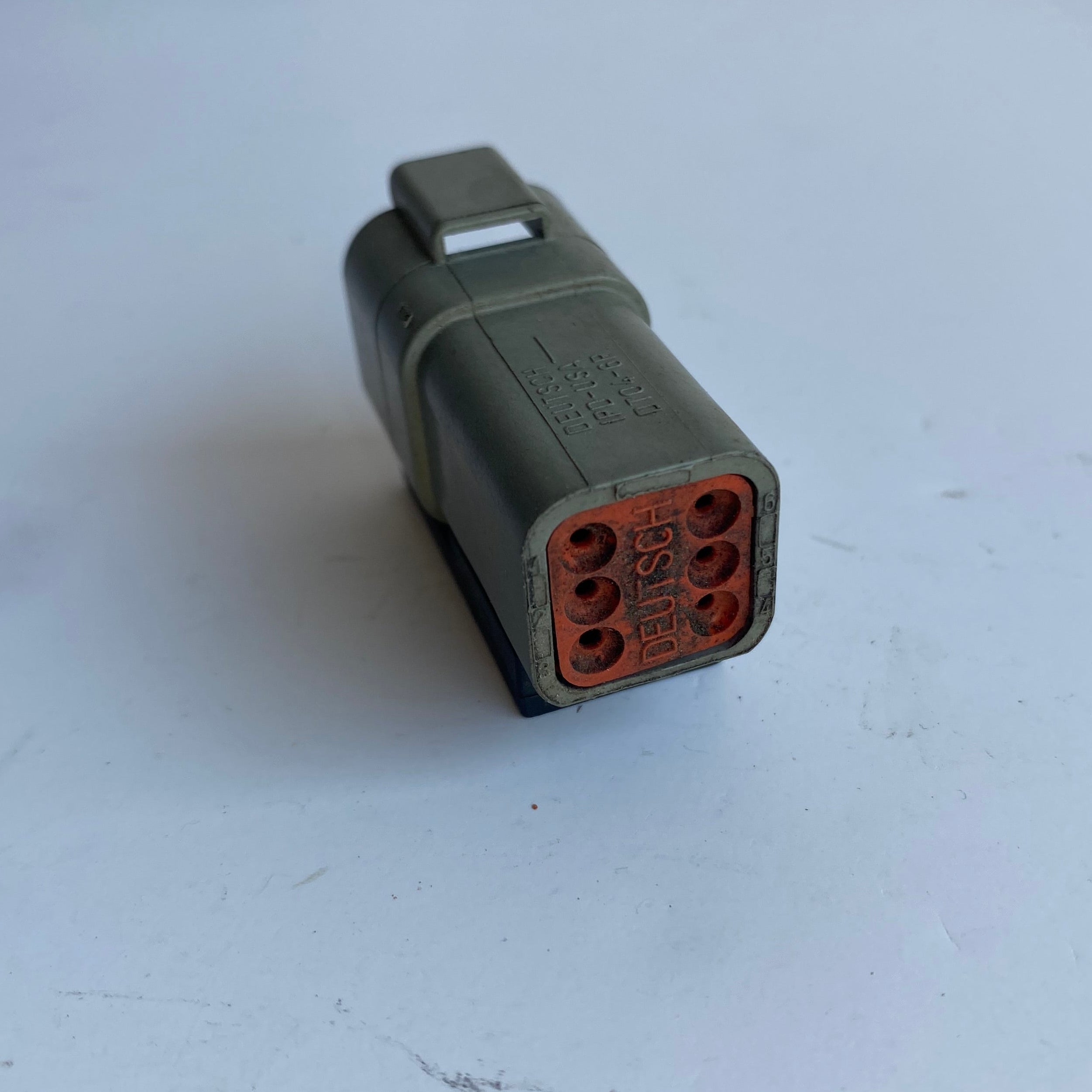 Prise Deutsch DT standard 6 pins femelle grise Harley Davidson REF MCS 548148