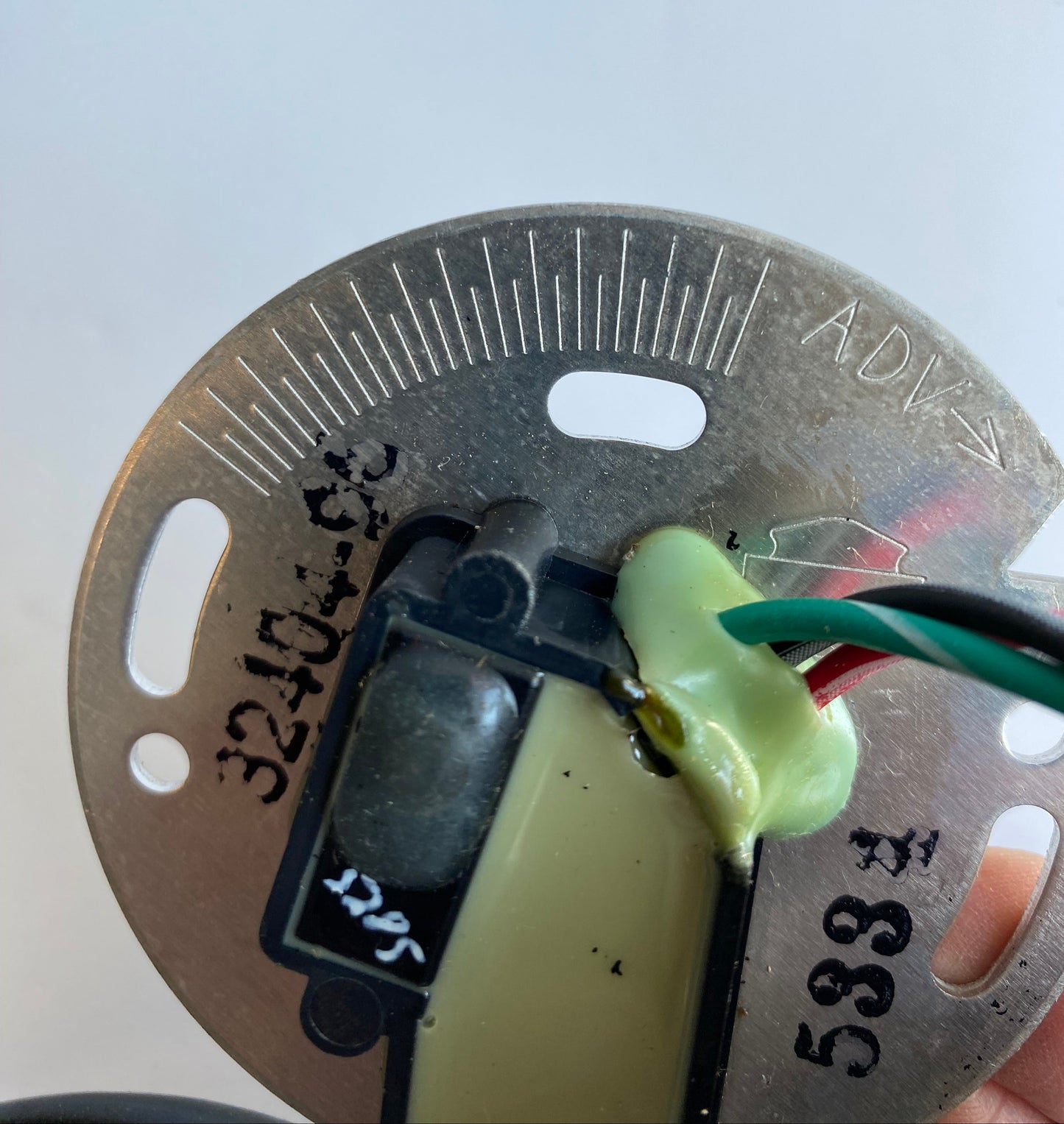 Original Dyna Harley Davidson Zündsensor REF OEM: 32404-96