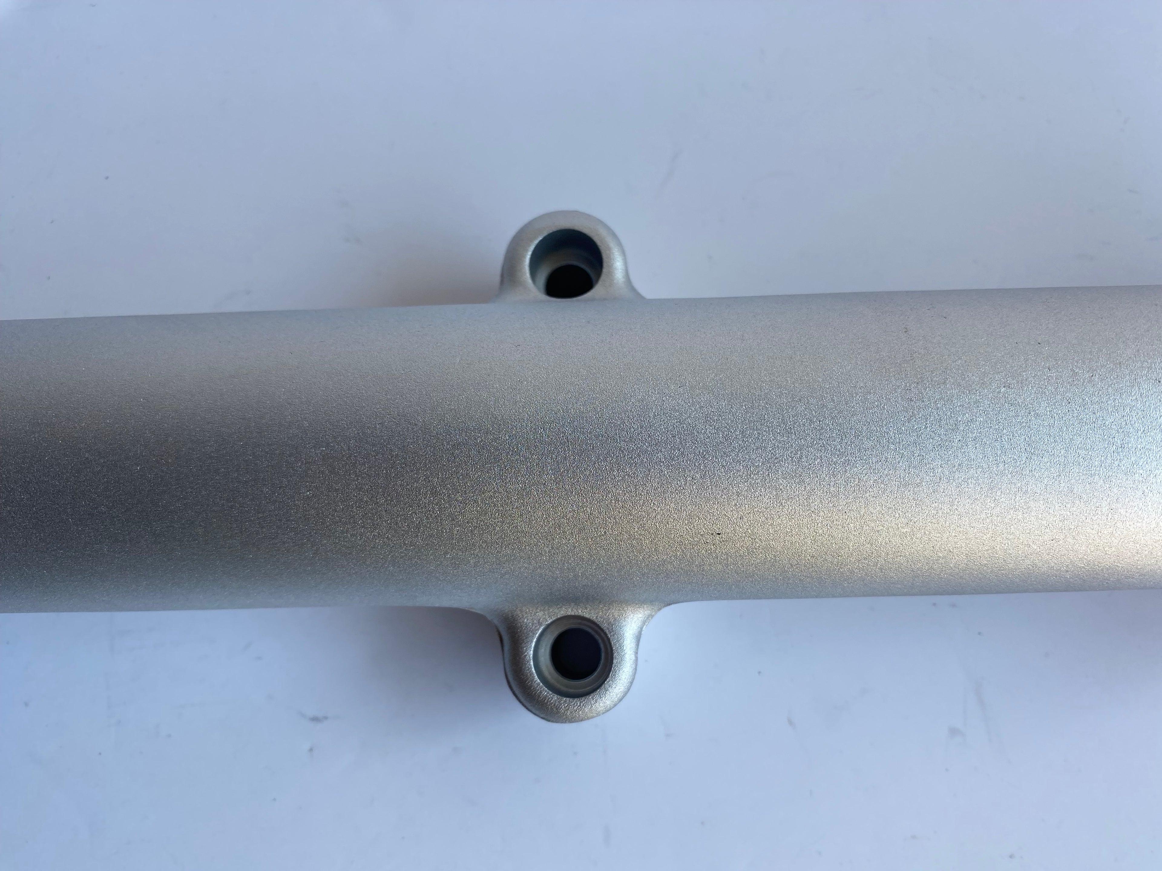 Jeu de fourreaux de fourche 39mm Harley Davidson REF OEM 45921-87 & 45923-87