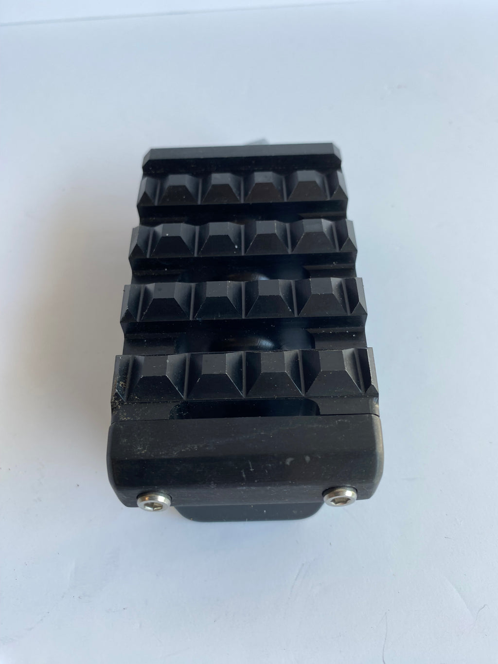 Harley Davidson DOMINION Black Rider Footpeg Set REF OEM 50500947