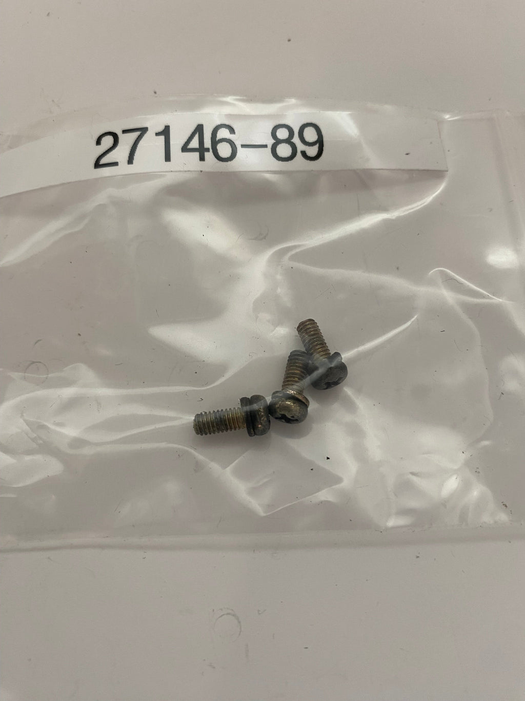 Jeu de 3 vis couvercle de pompe de reprise carburateur Keihin CV40 Harley Davidson REF OEM 27146-89