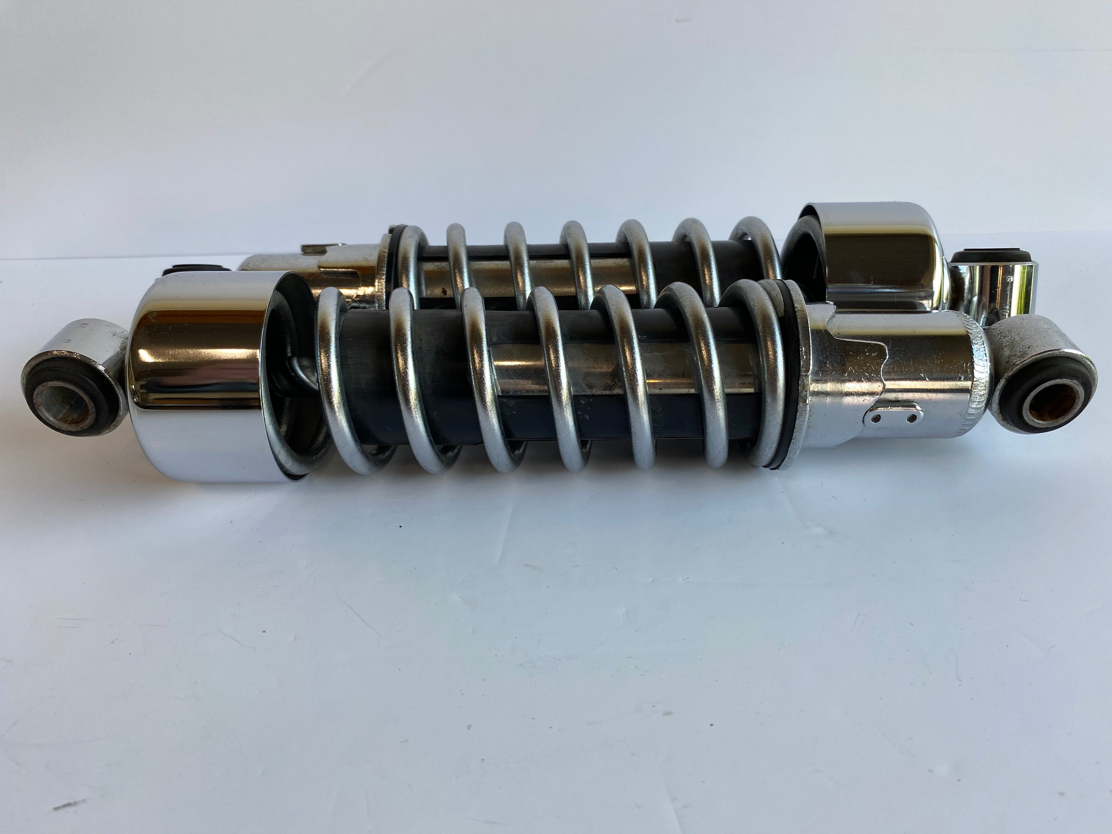 Harley Davidson 11" Chrom-Stoßdämpfersatz REF OEM 54568-04