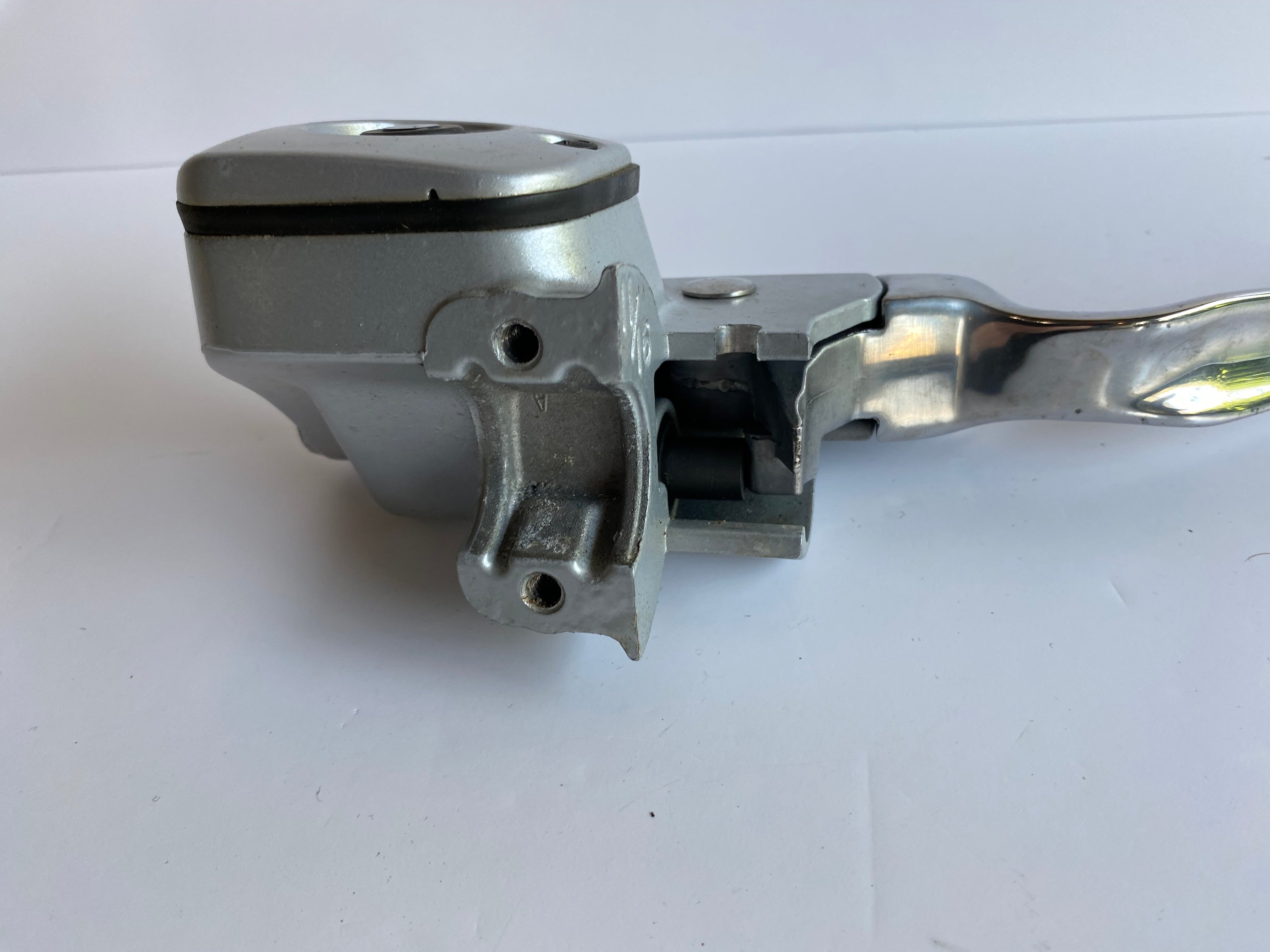 VROD Harley Davidson Front Brake Master Cylinder Assembly REF OEM 44455-01A