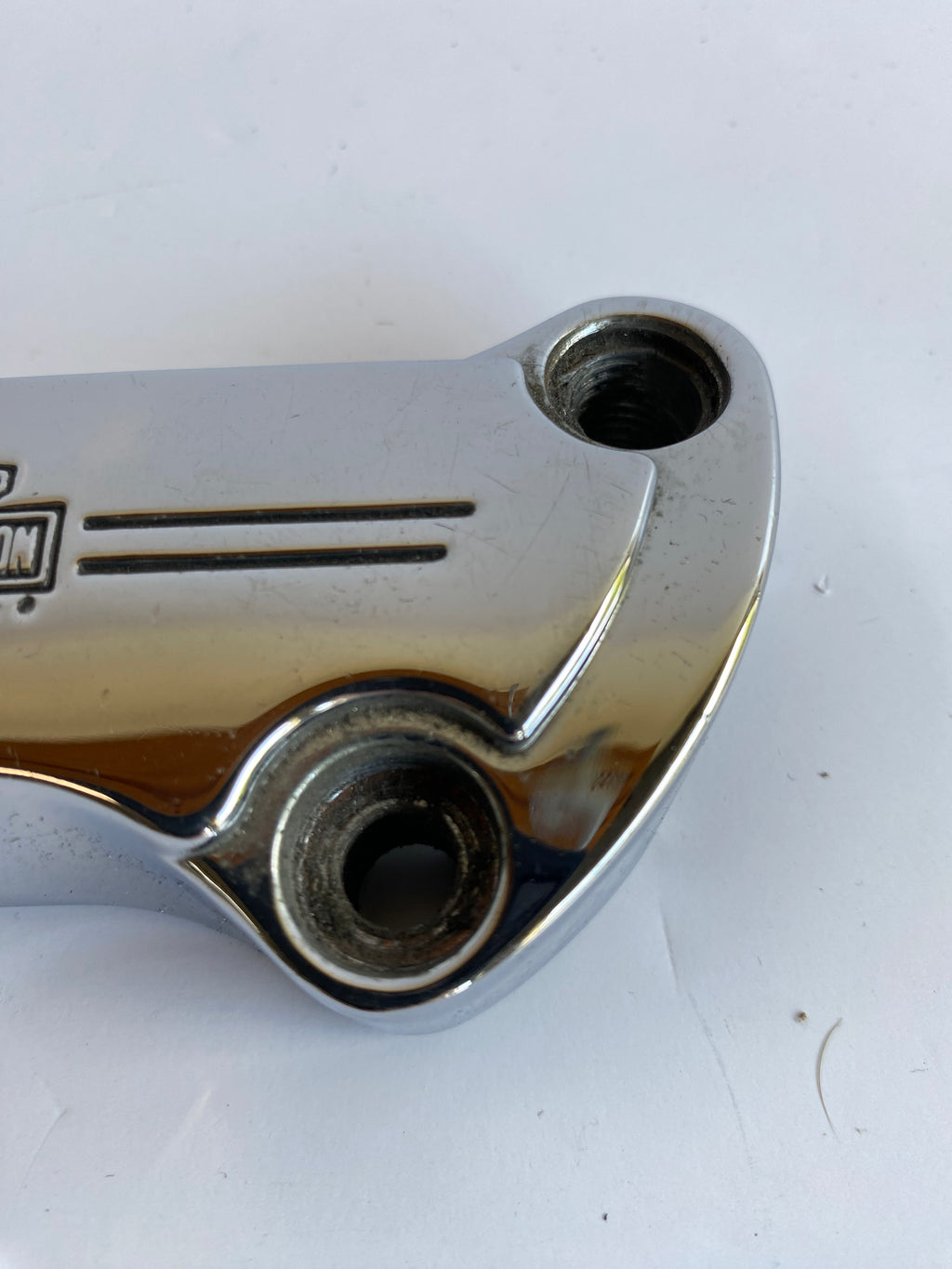 Pontet de riser chromé Bar & Shield Harley Davidson