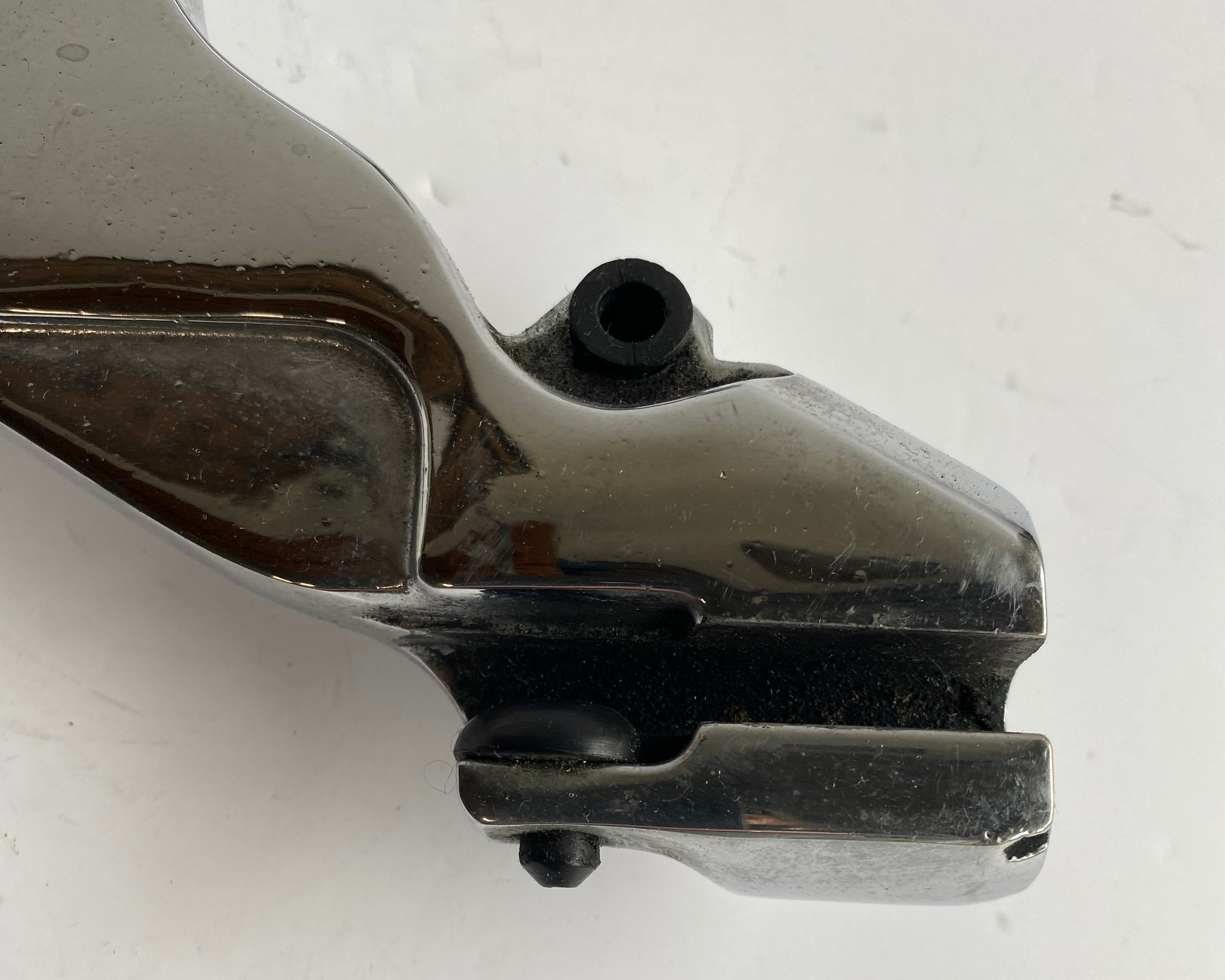Support étrier de frein arrière chromé Softail 1340 Harley Davidson REF OEM 44207-87