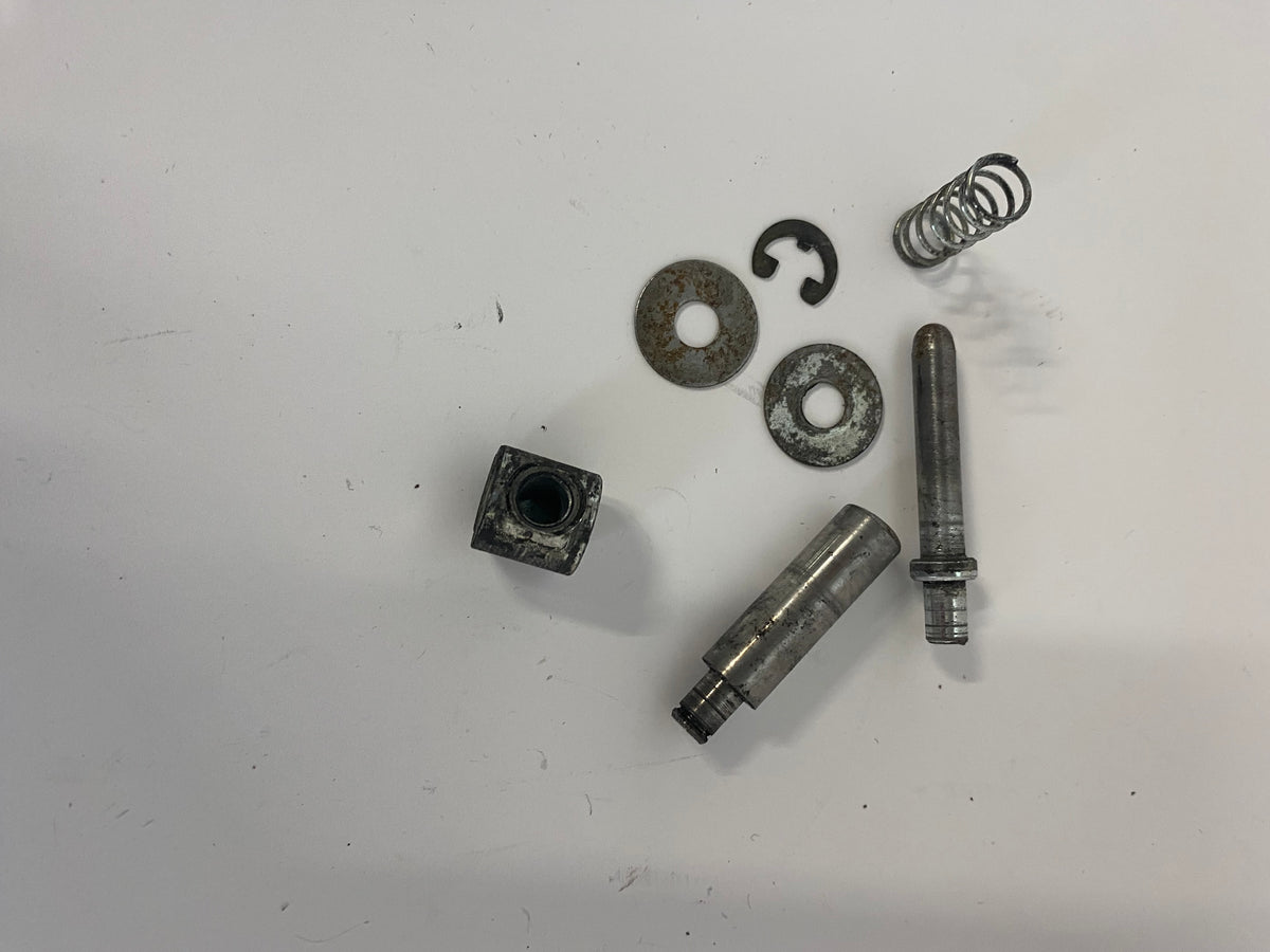 Kit axe + tige maitre cylindre de frein avant Shovelhead Harley Davidson REF V-Twin 26-0616