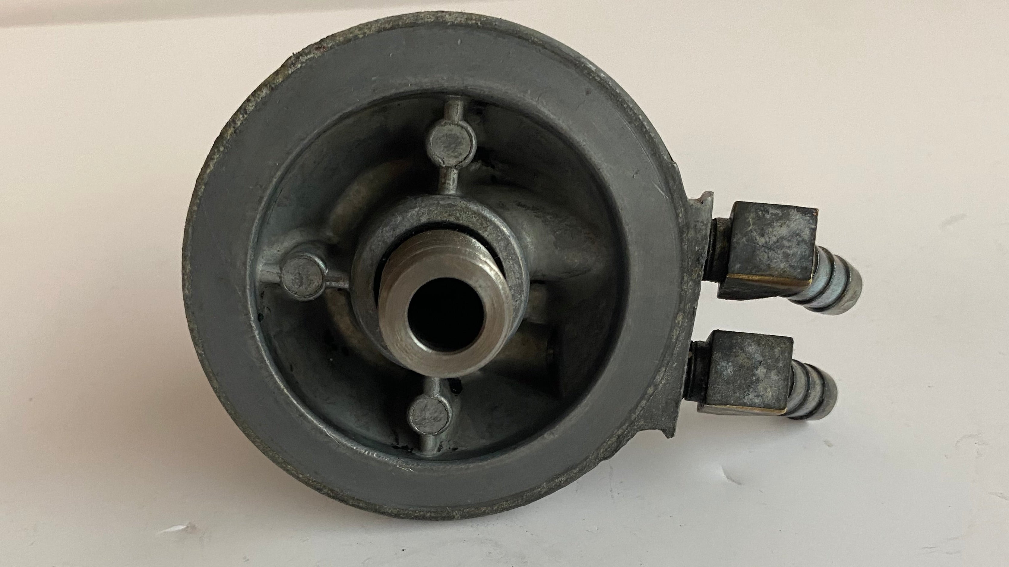 Support de filtre à huile FXR Harley Davidson REF OEM : 26350-85