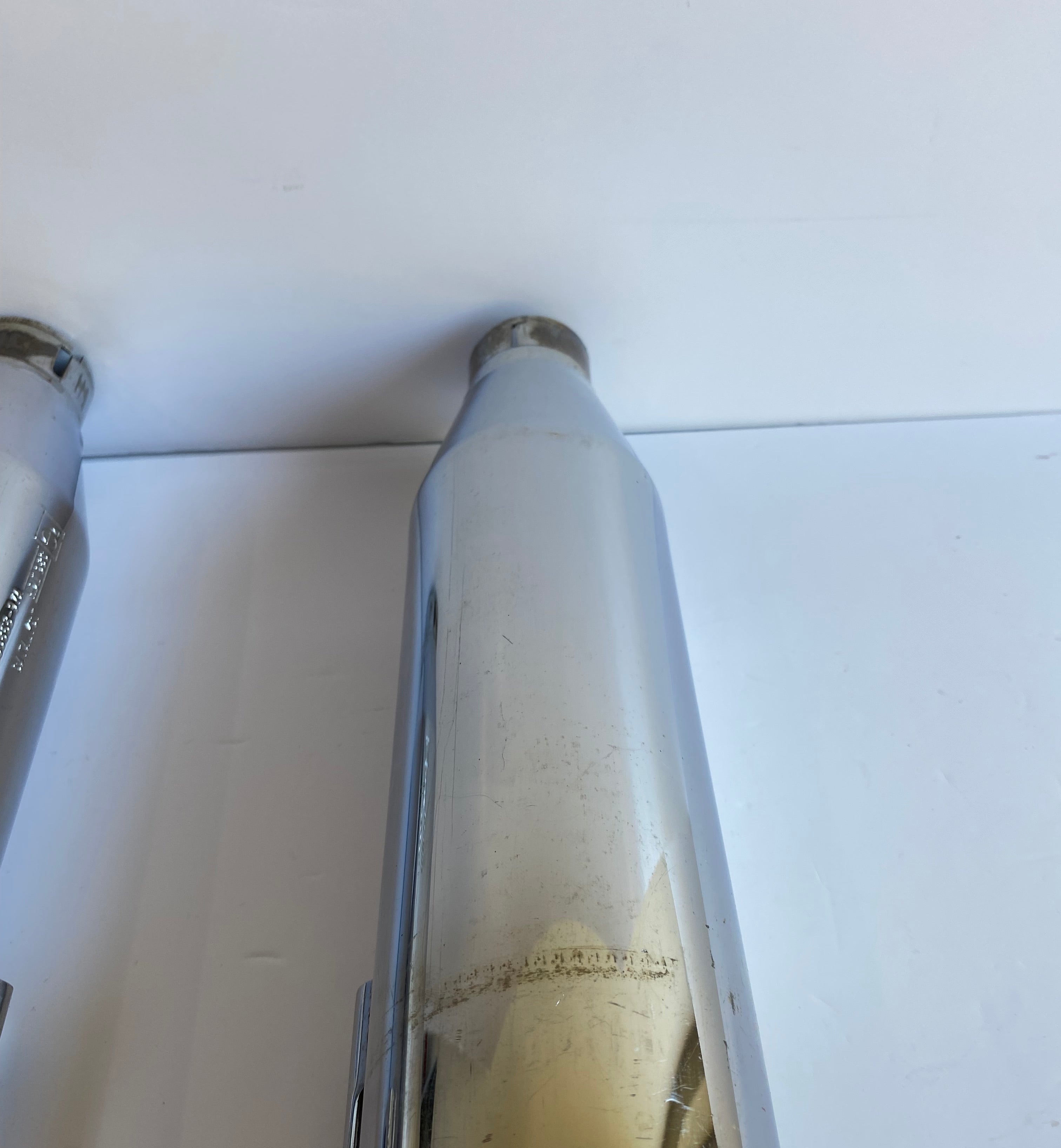 Jeu de silencieux origines DYNA Harley Davidson REF OEM 65868-97A