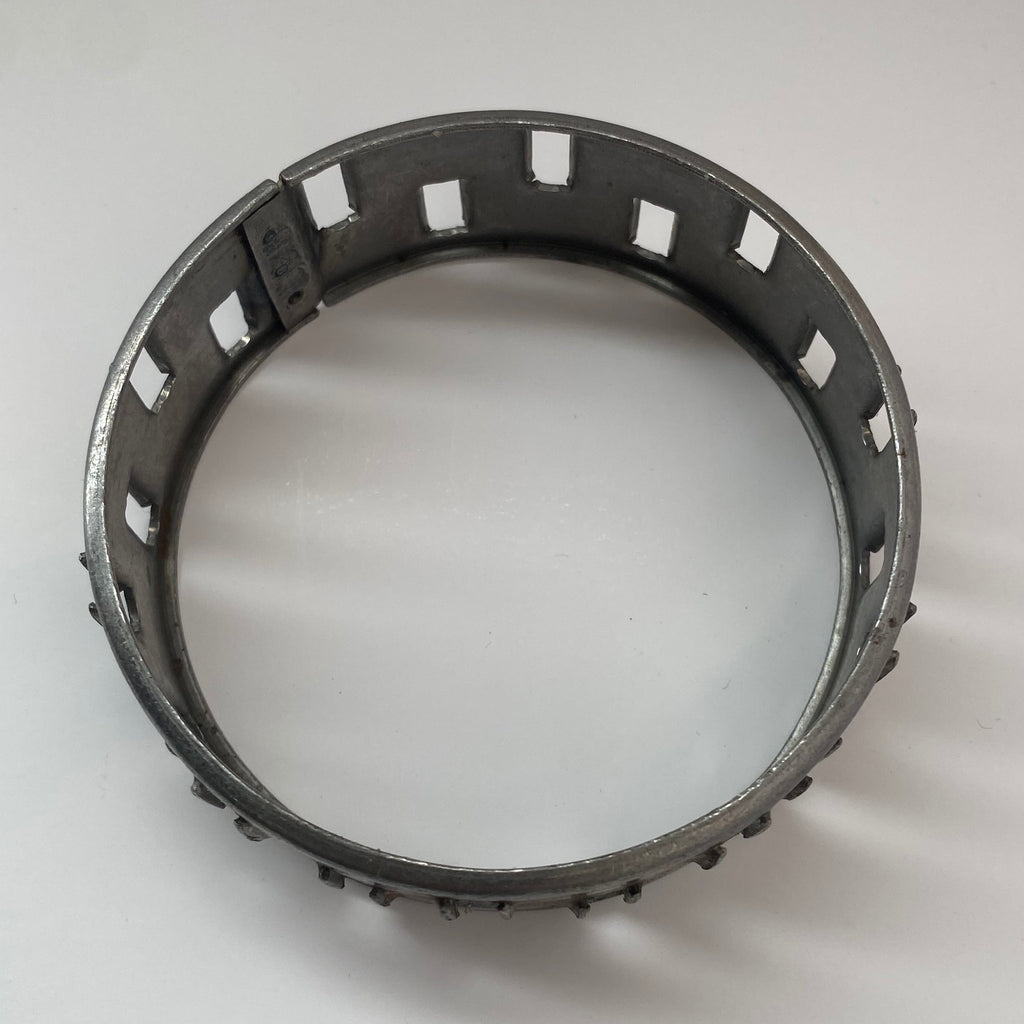 Cage à roulements de moyeu d'embrayage Shovelhead Harley Davidson REF OEM 37566-58