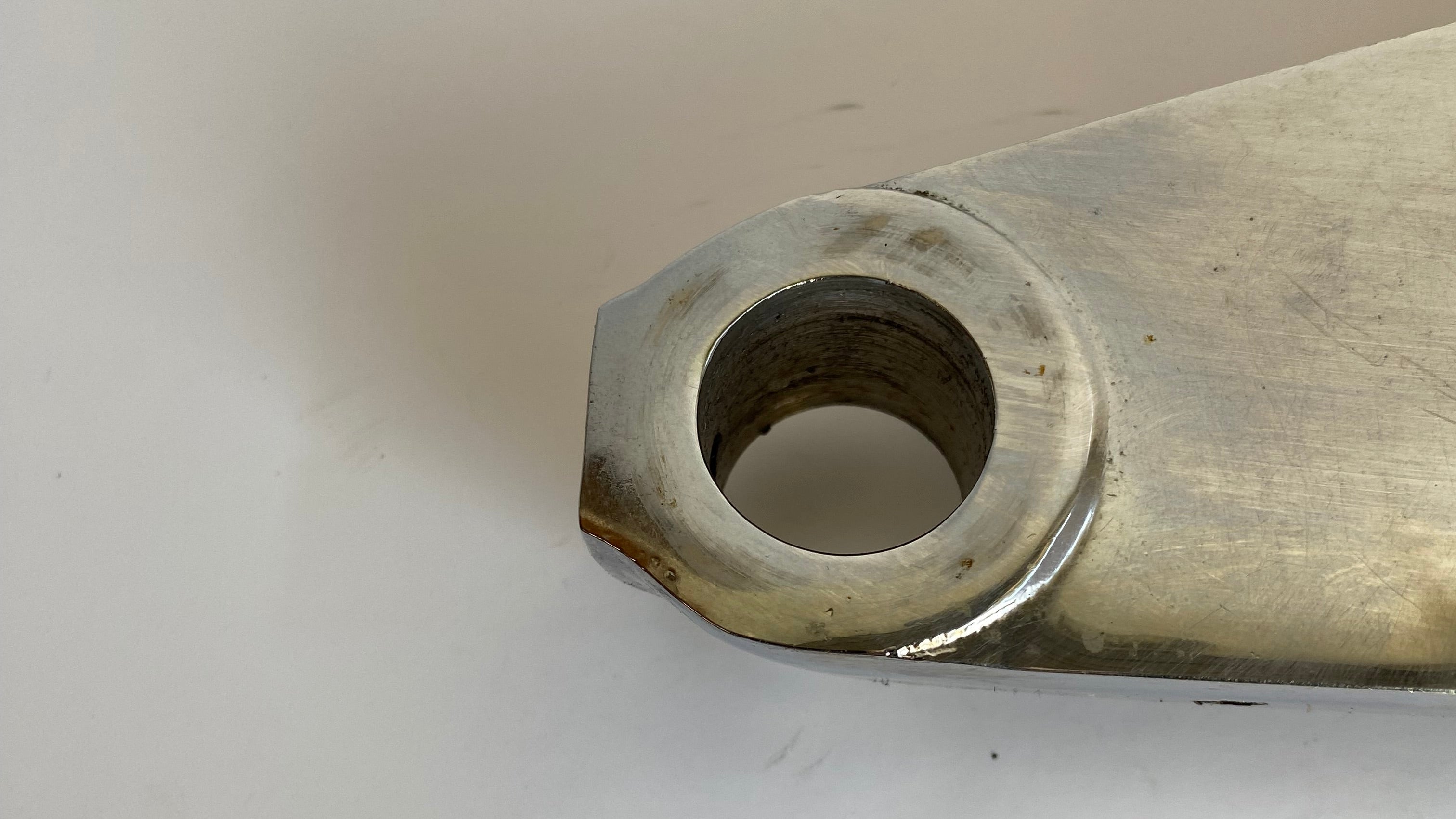 Té de fourche supérieur Harley Davidson REF OEM 45672-80B