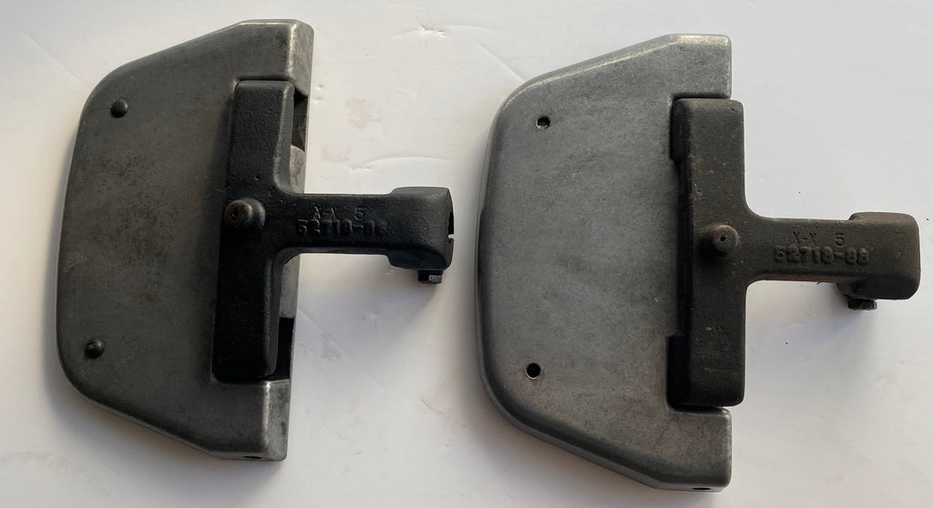 Jeu de marches pieds passager Touring Harley Davidson REF OEM 52718-88