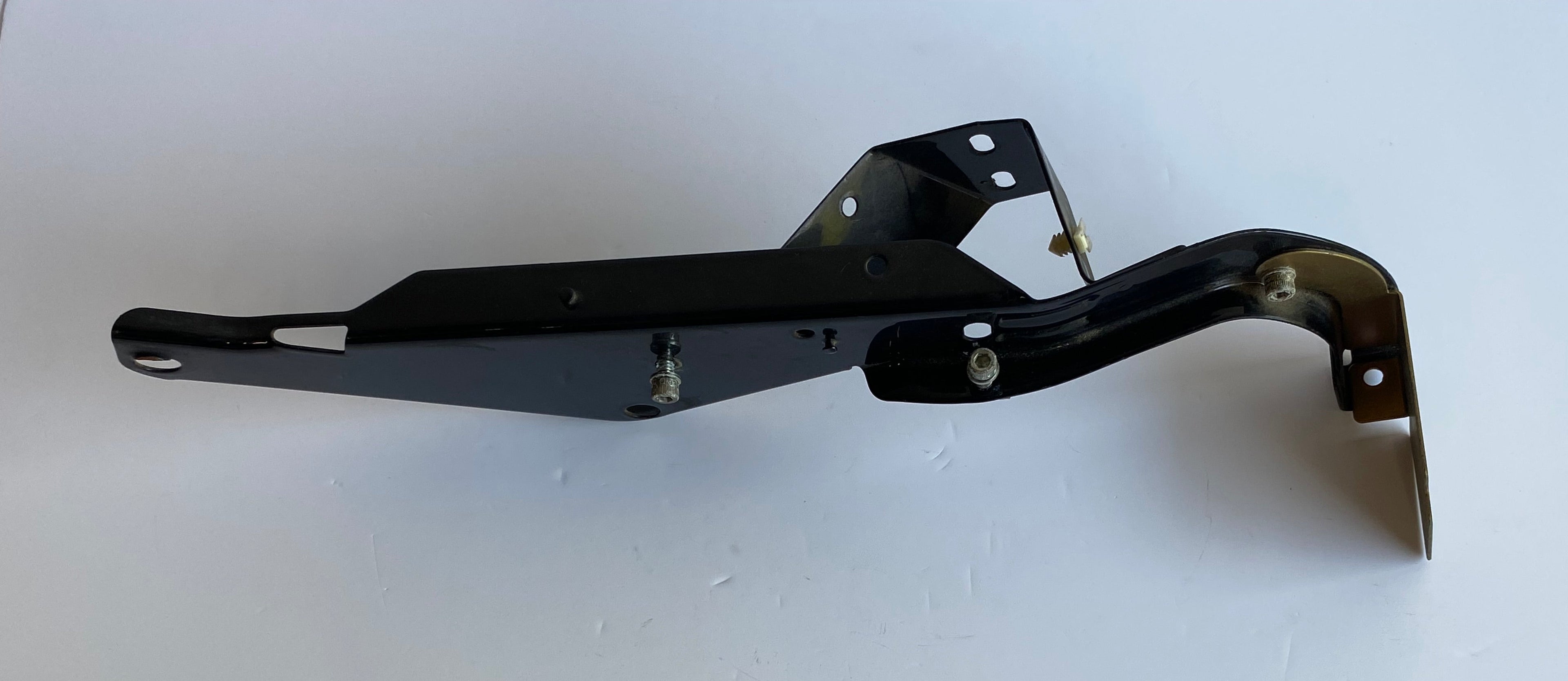 Support de fairing gauche Touring Harley Davidson REF OEM 58478-96B