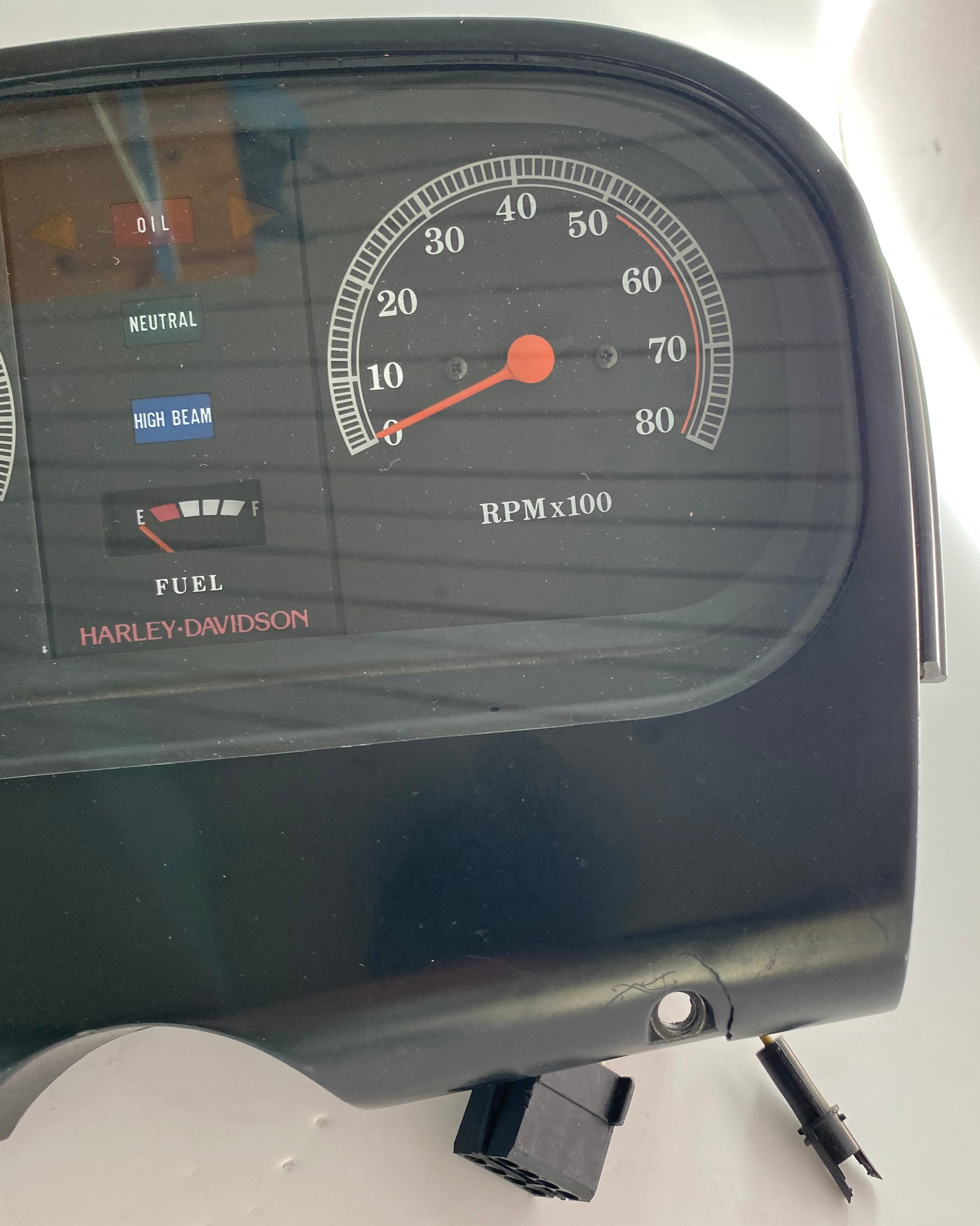 Tableau de bord, compteur Touring FLHS FLTCU Harley Davidson REF OEM 67000-85F