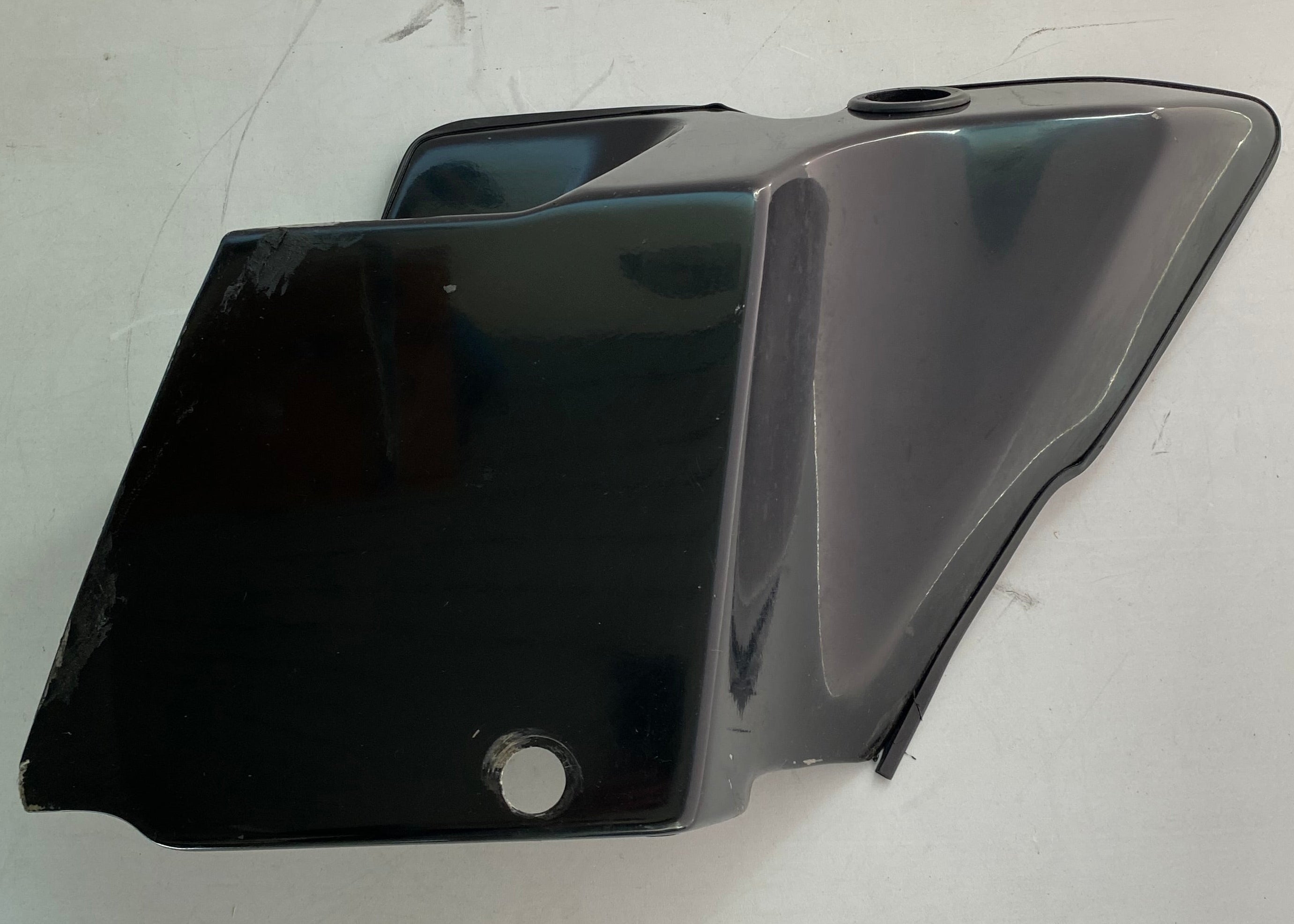 Cache latéral droit Touring Harley Davidson