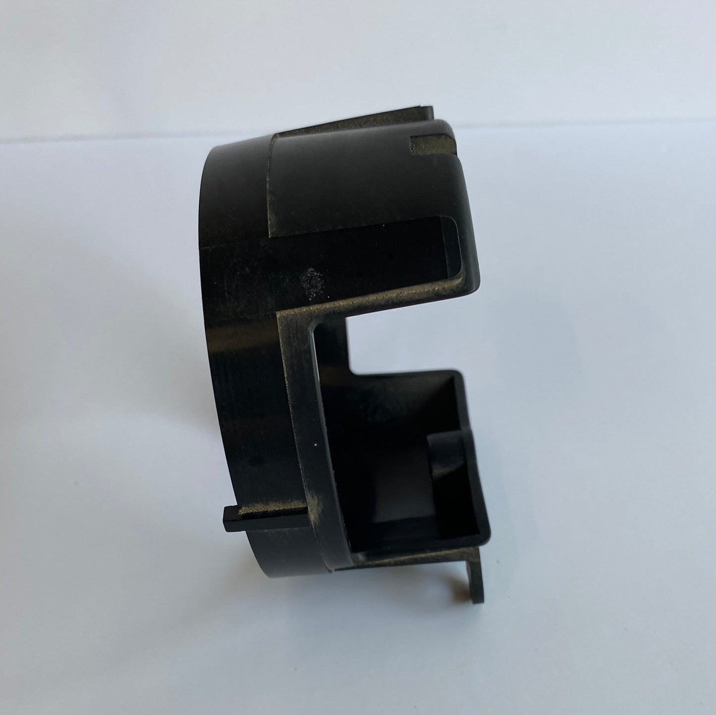Harley Davidson Touring Drehzahlmesserhalterung REF OEM 67689-04