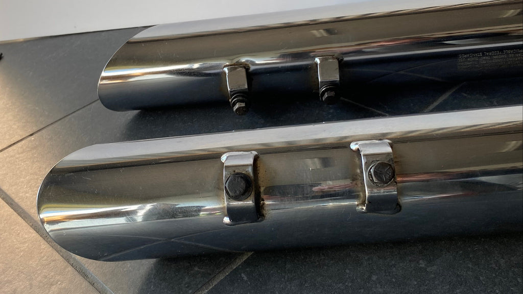 Screamin' Eagle Touring Harley Davidson verchromter Schalldämpfersatz REF 64910-99