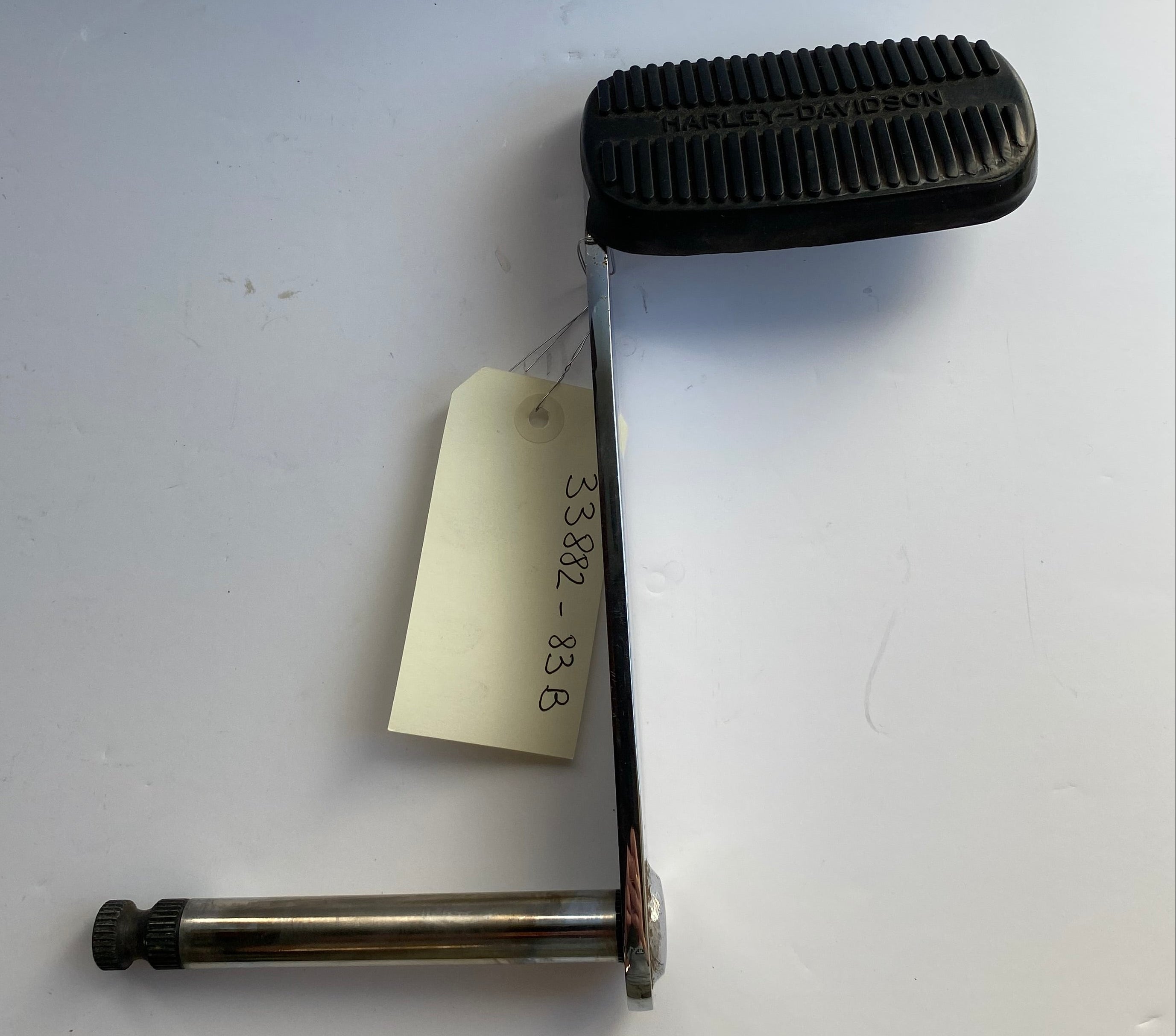 Pédale de frein arrière Touring Harley Davidson REF OEM 33882-83B