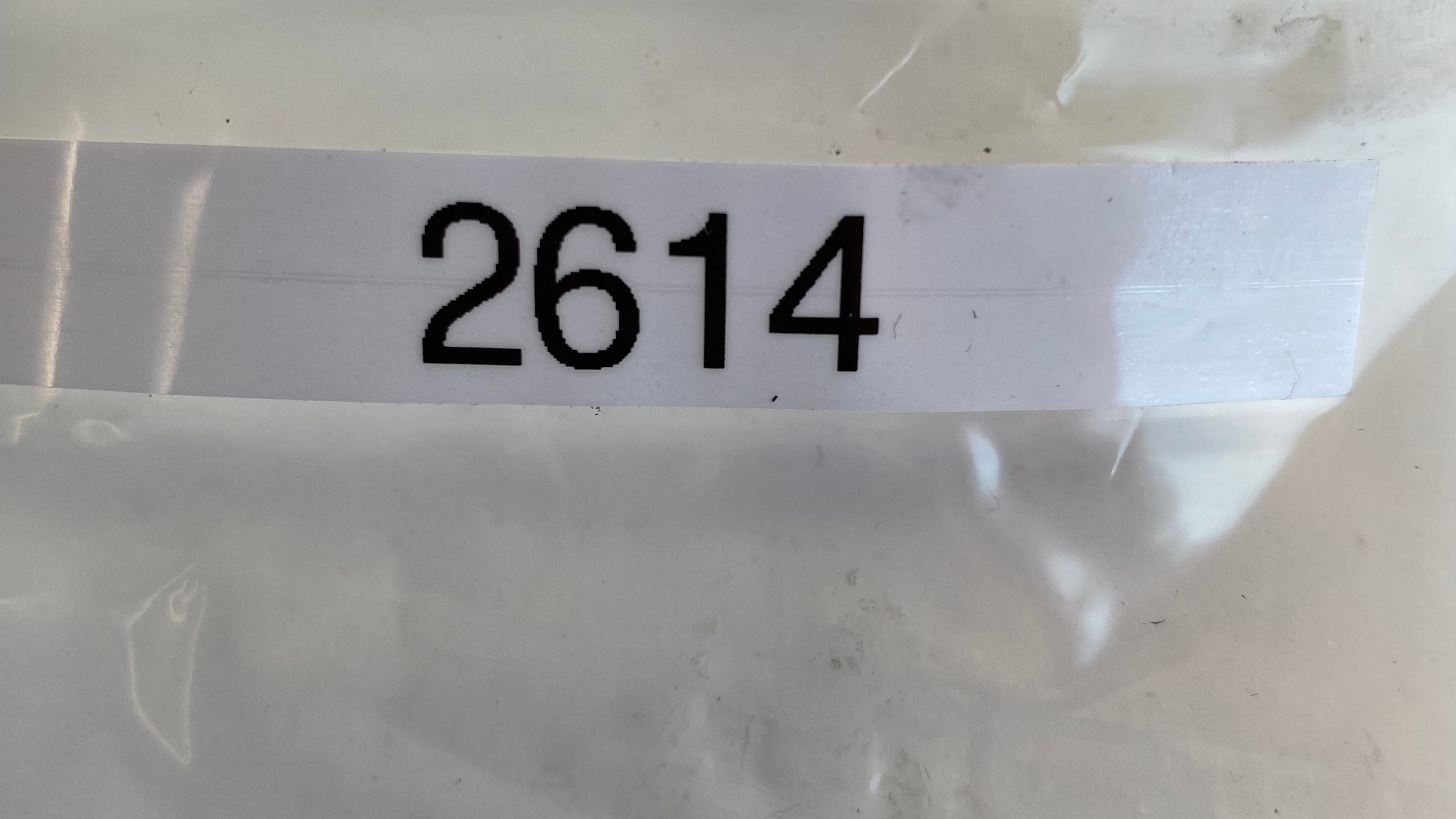 Jeu de 2 vis 1/4-28 x 2" patin tendeur primaire Harley Davidson REF OEM 2614
