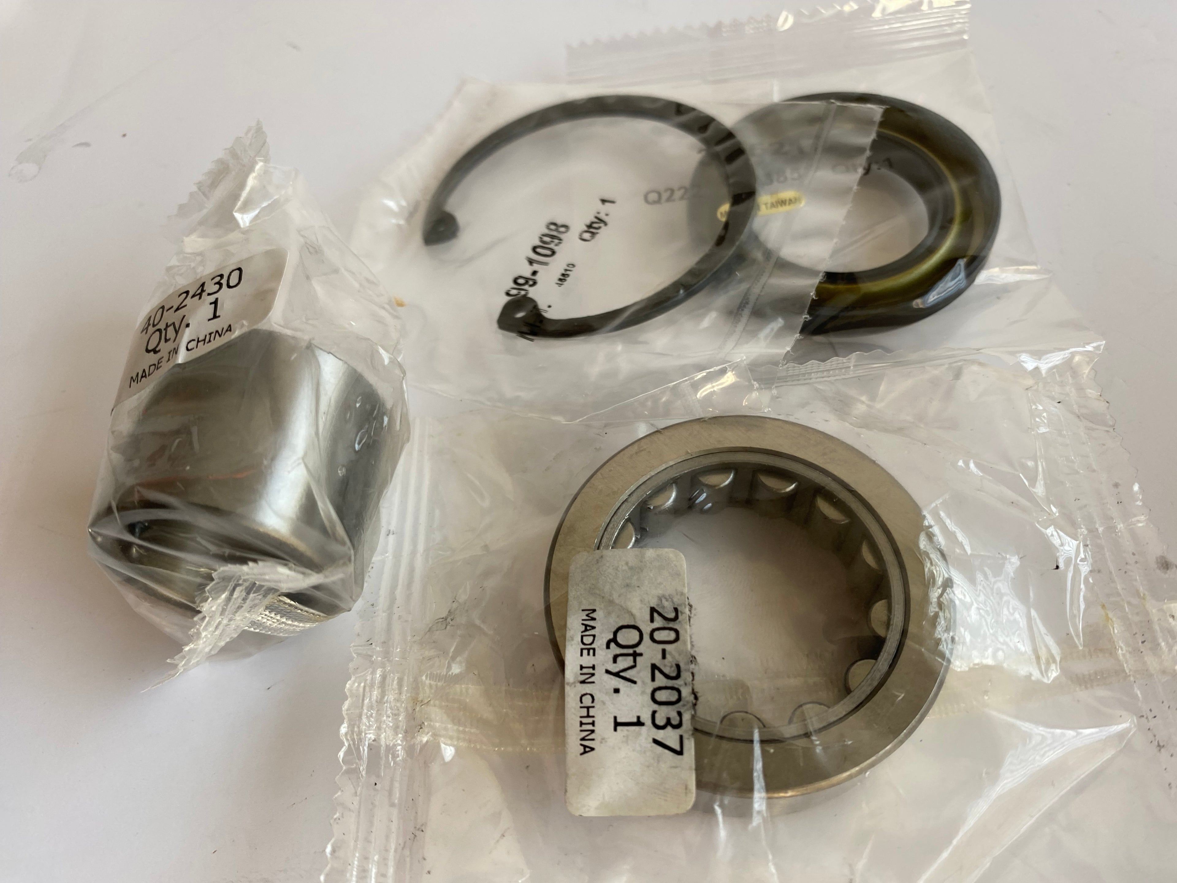 Kit roulement transmission primaire Harley Davidson REF OEM 9231, 12052A & 60678-85