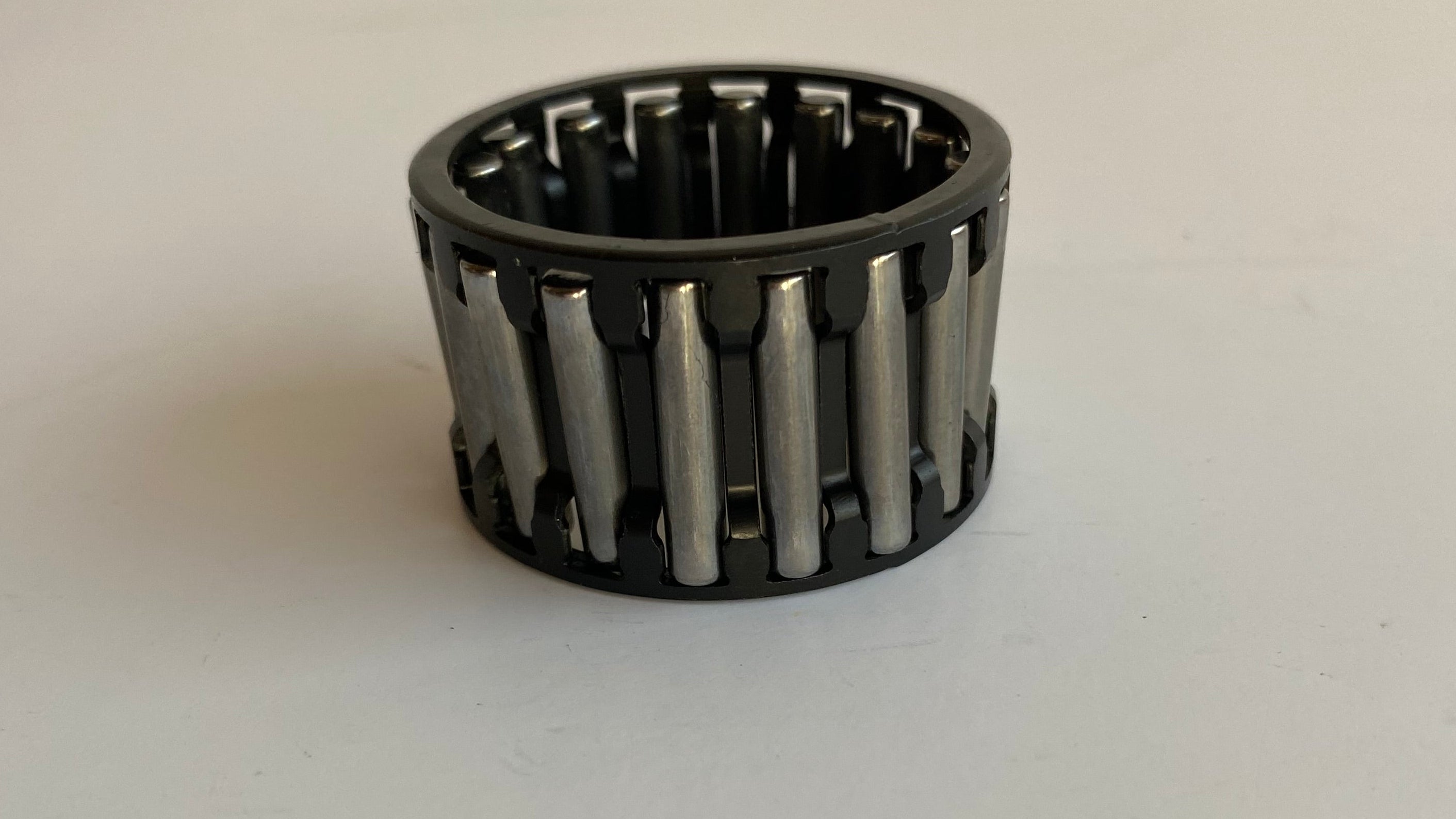Roulement vilebrequin droit code rouge Harley Davidson REF OEM 24650-87