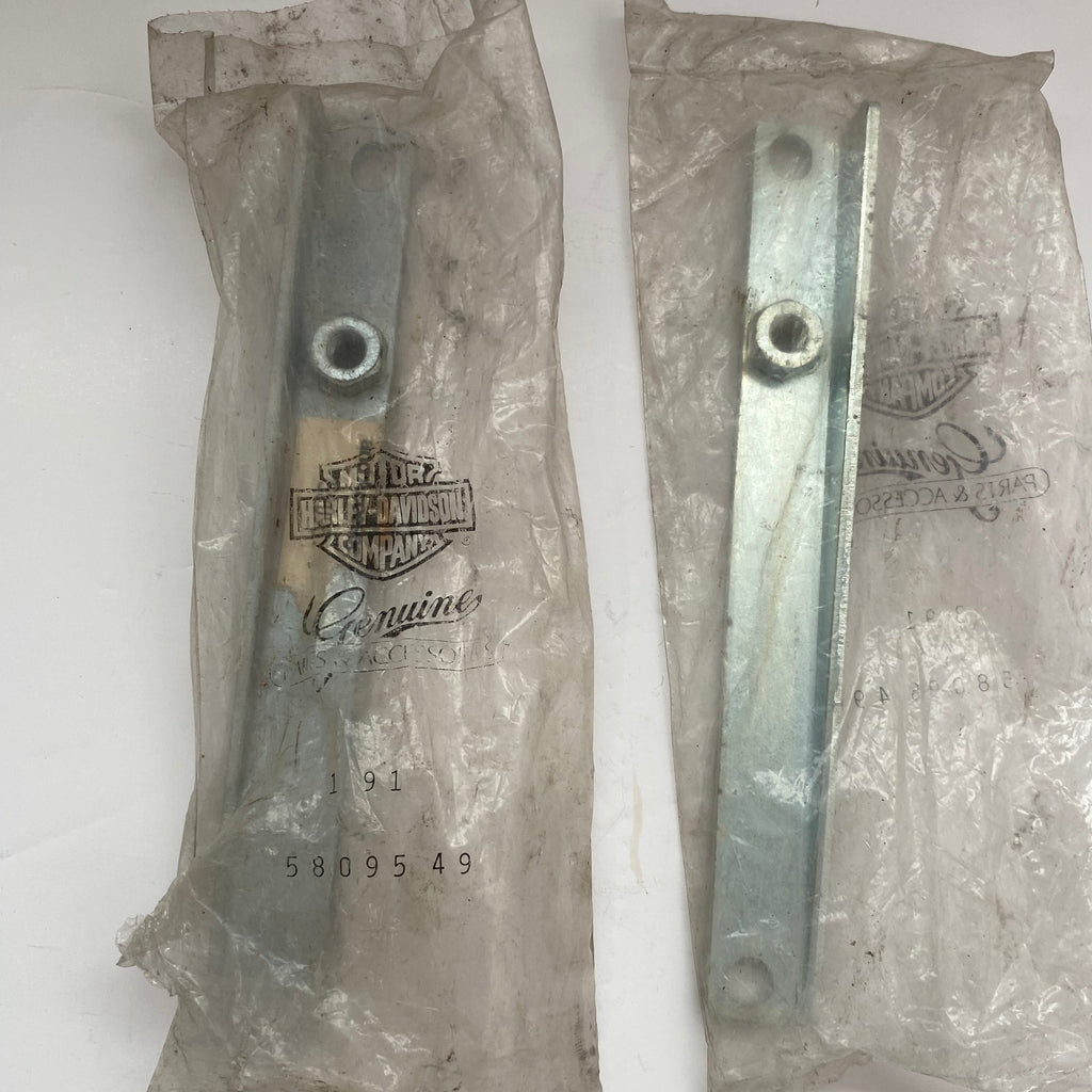 Ensemble de supports de pare brise Shovelhead Harley Davidson REF OEM 58096-49 et 58095-49