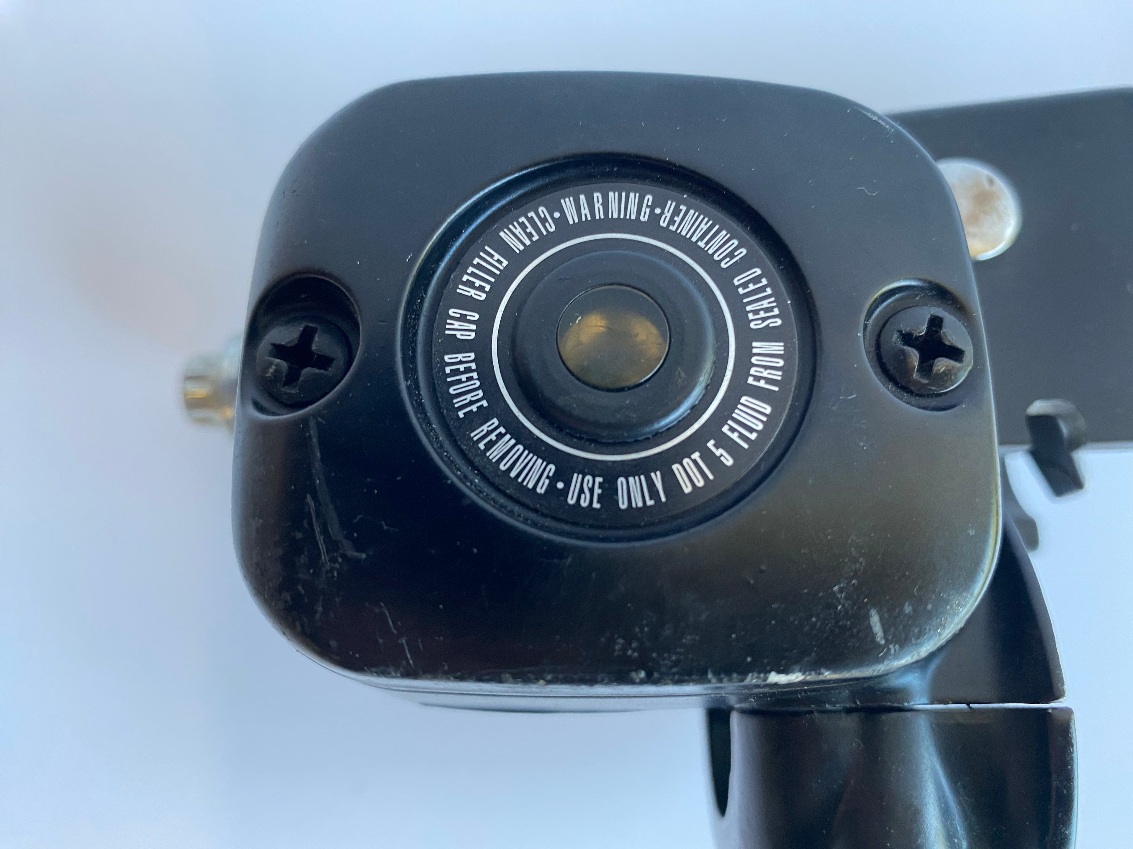 Harley Davidson Touring Front Brake Master Cylinder REF OEM 41700737