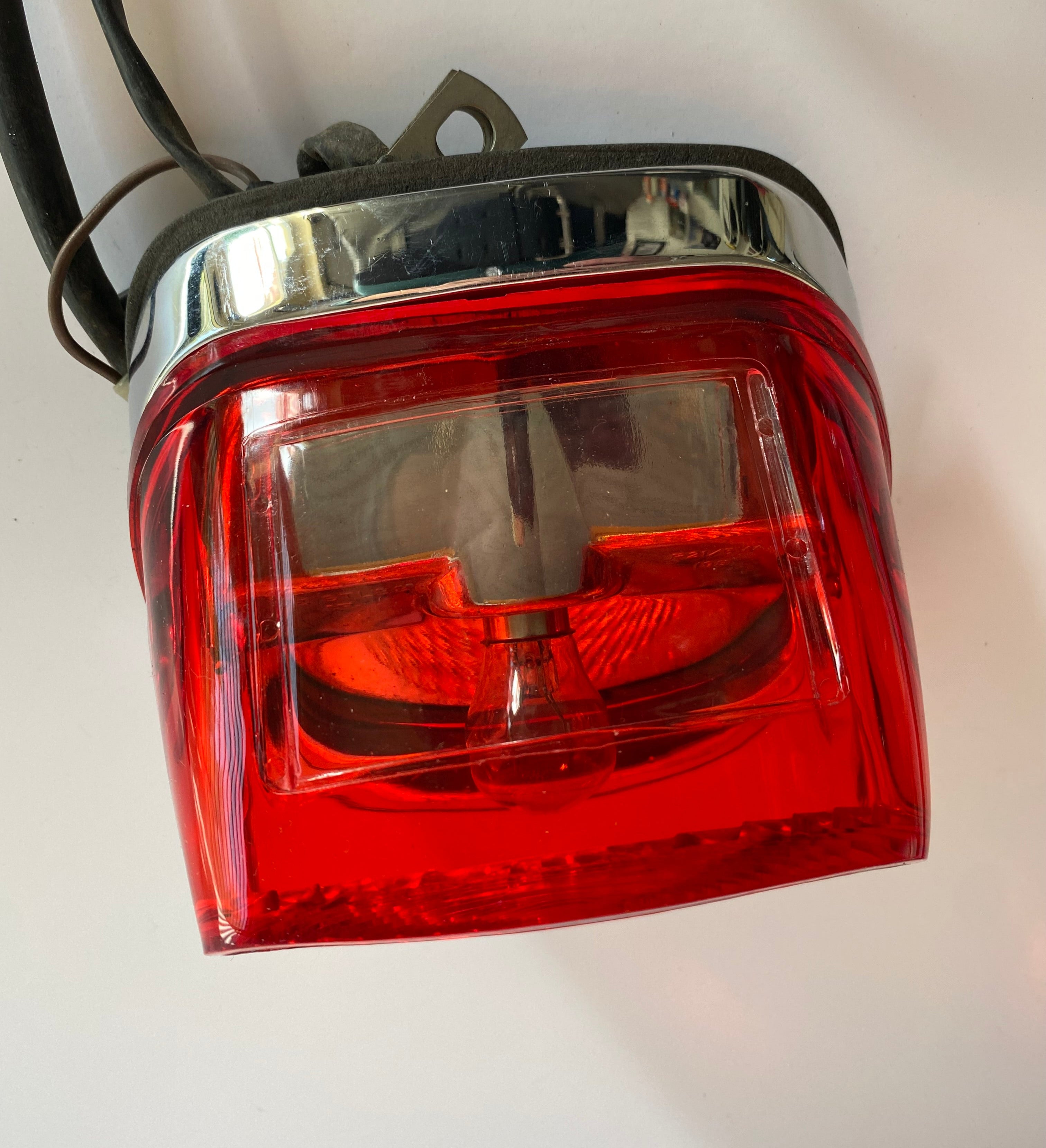 Harley Davidson Complete Tail Light REF OEM: 68049-93B