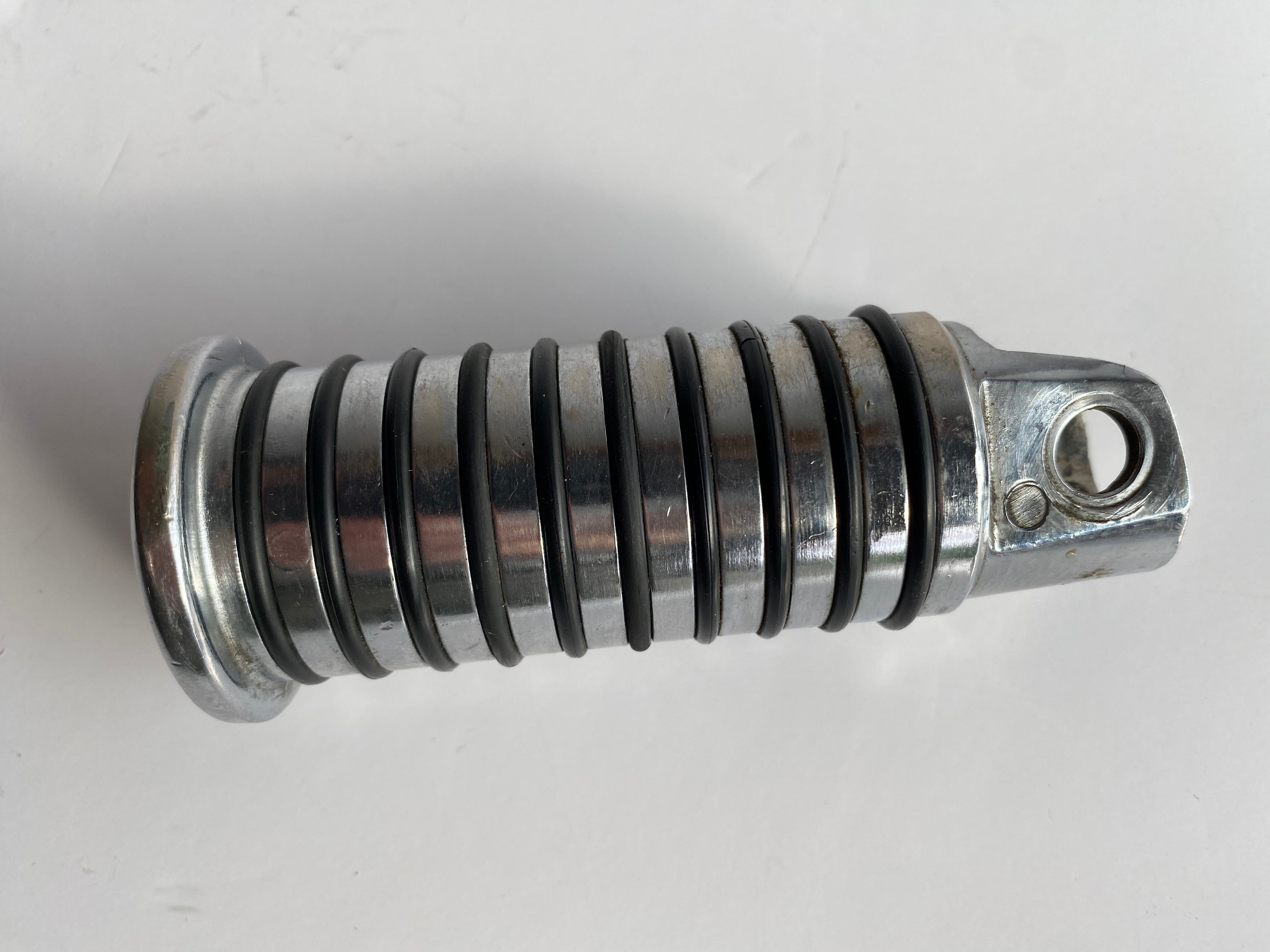 Cale pied joints toriques Bar & Shield gros diamètre Harley Davidson REF 49125-82