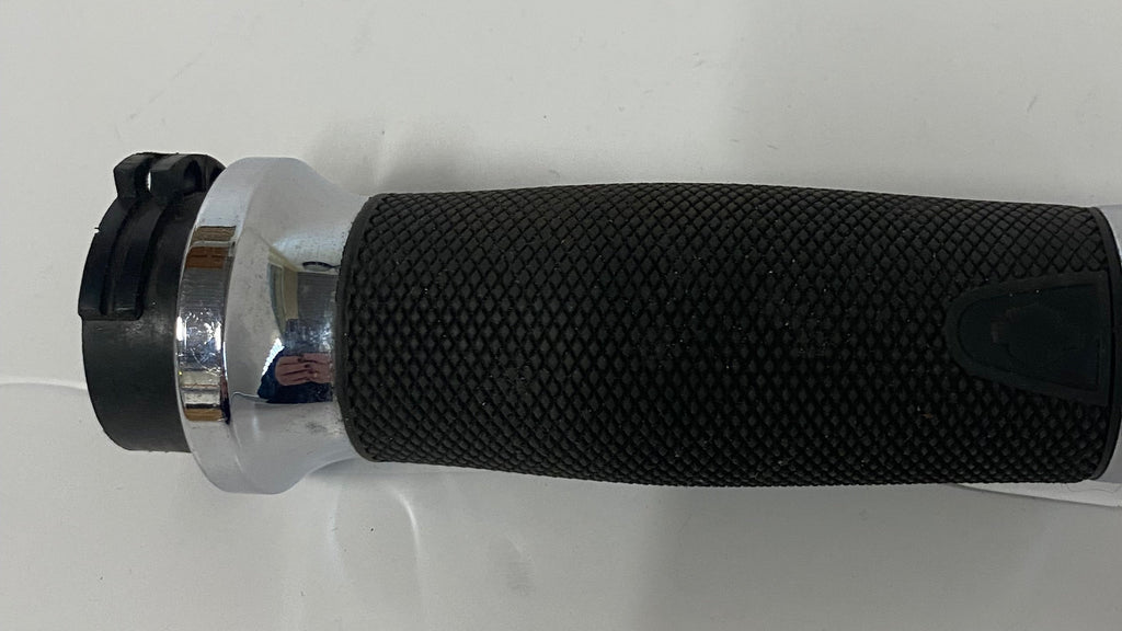 Poignée droite accélérateur Get-A-Grip Harley Davidson REF OEM 56100007
