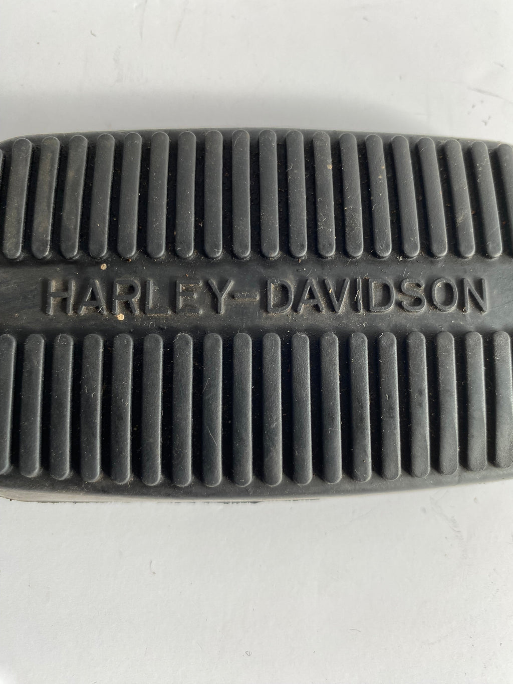 Caoutchouc pédale de frein arrière Harley Davidson REF OEM 42416-83