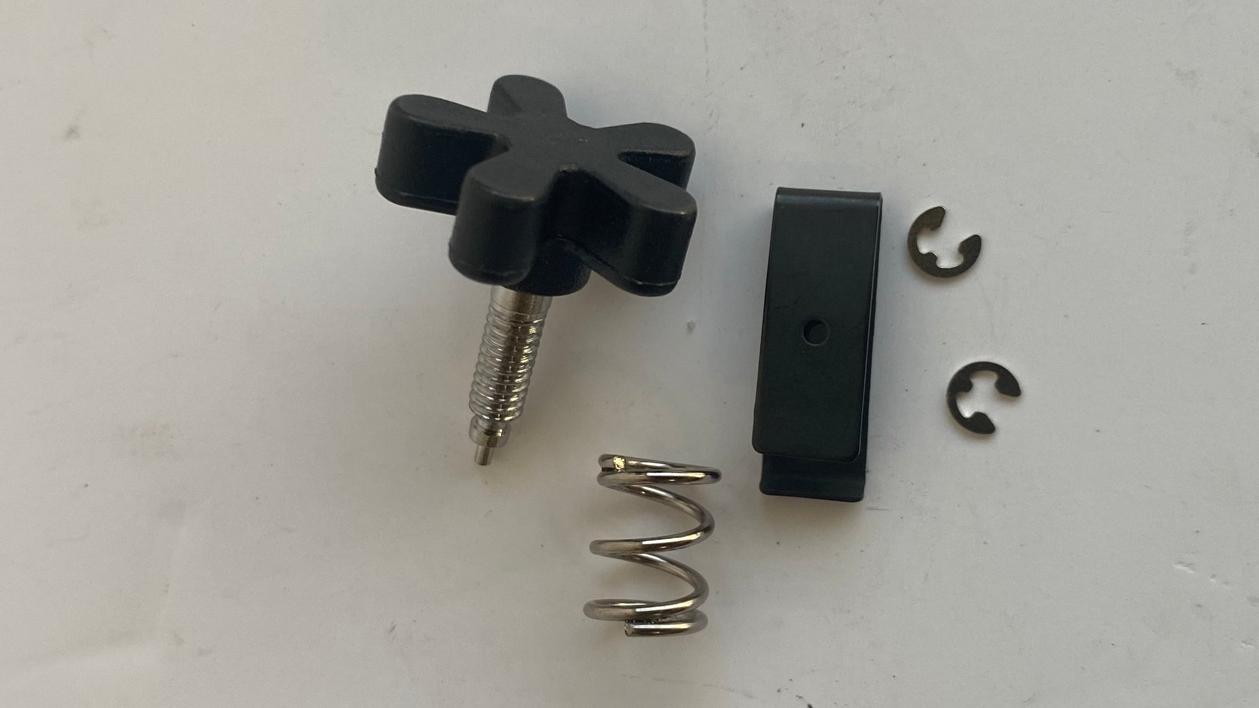 Vis de blocage accélérateur Harley Davidson REF OEM 56397-74C
