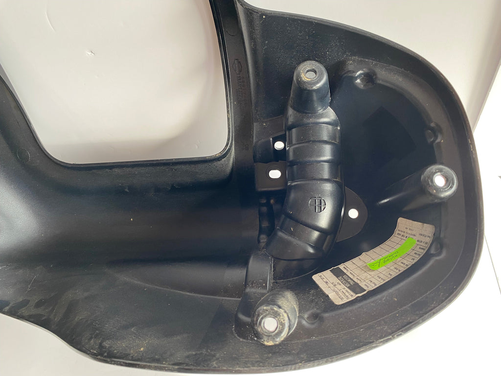 Fairing pare jambe droit Harley Davidson REF OEM 58917-11CRP