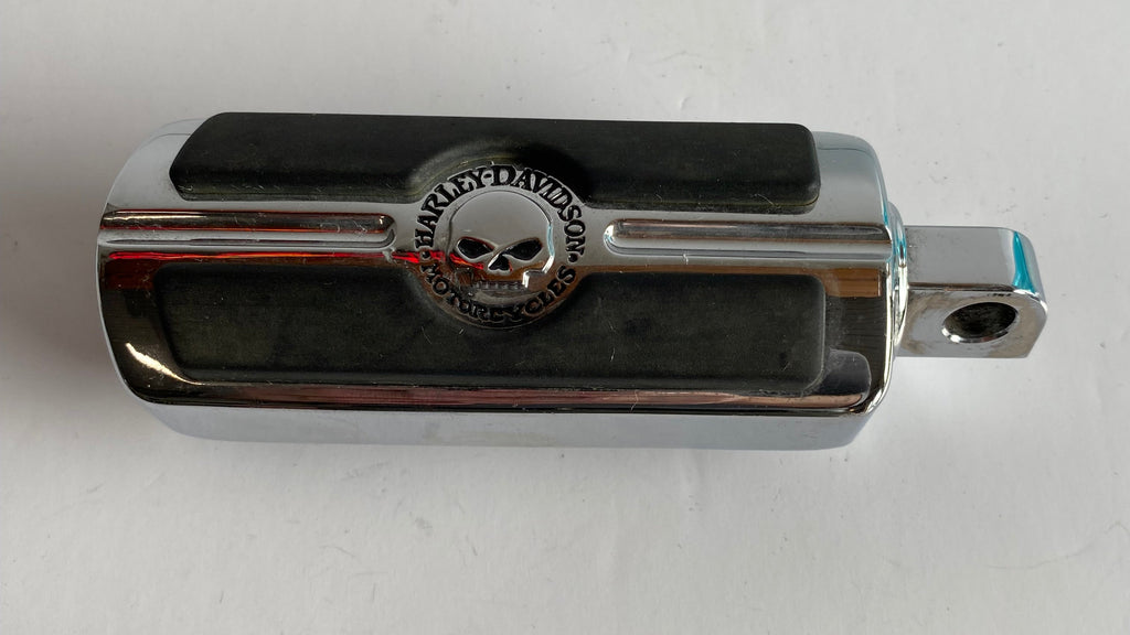 Cale pied gauche Willie G Skull Harley Davidson REF 50370-04