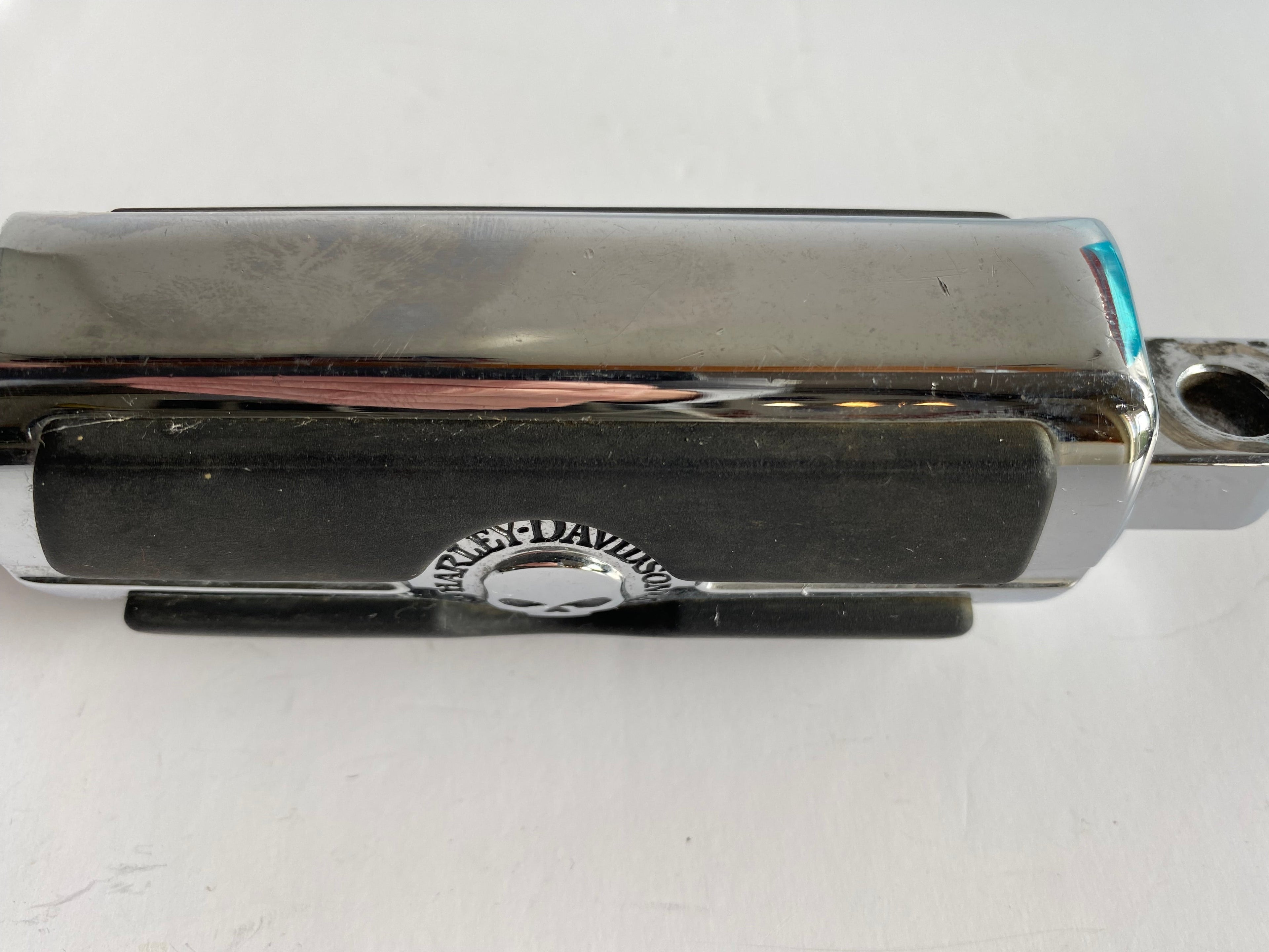 Cale pied gauche Willie G Skull Harley Davidson REF 50370-04
